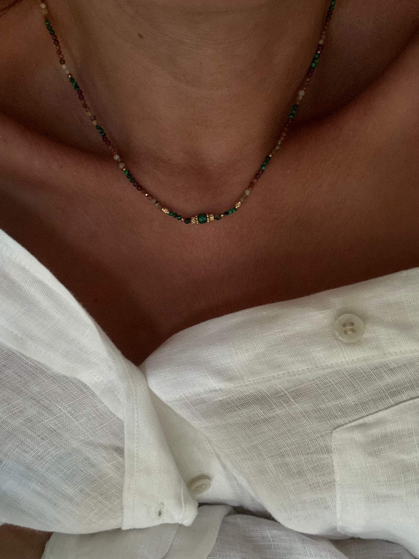 collier femme pierres naturelles