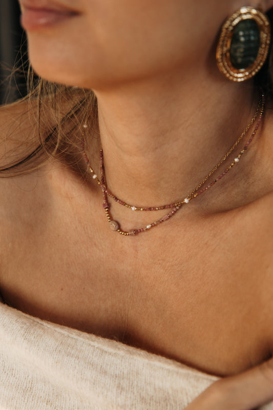 Collier en quartz rose pour bénéficier des bienfaits du quartz rose.