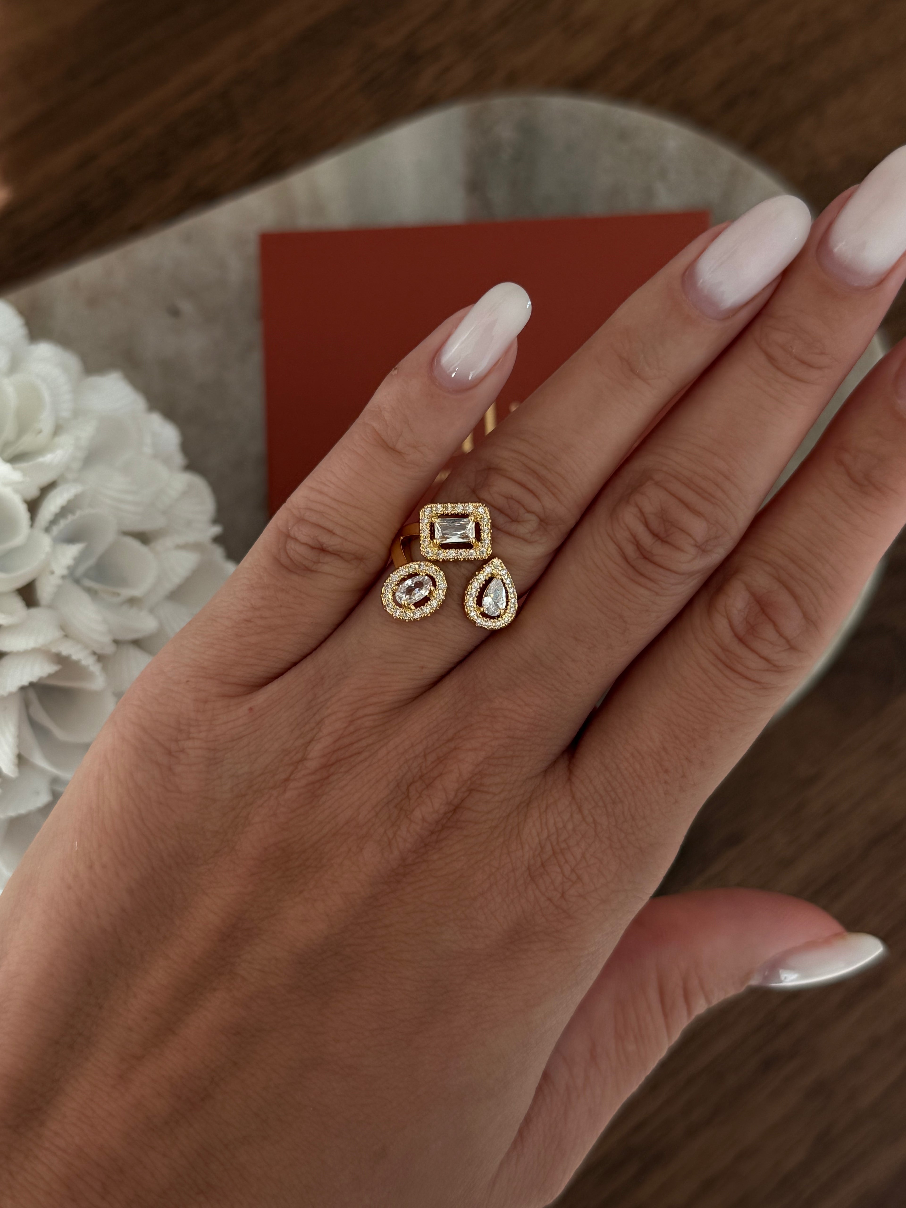 Bague Ariane trois zircons – bijou Adalima