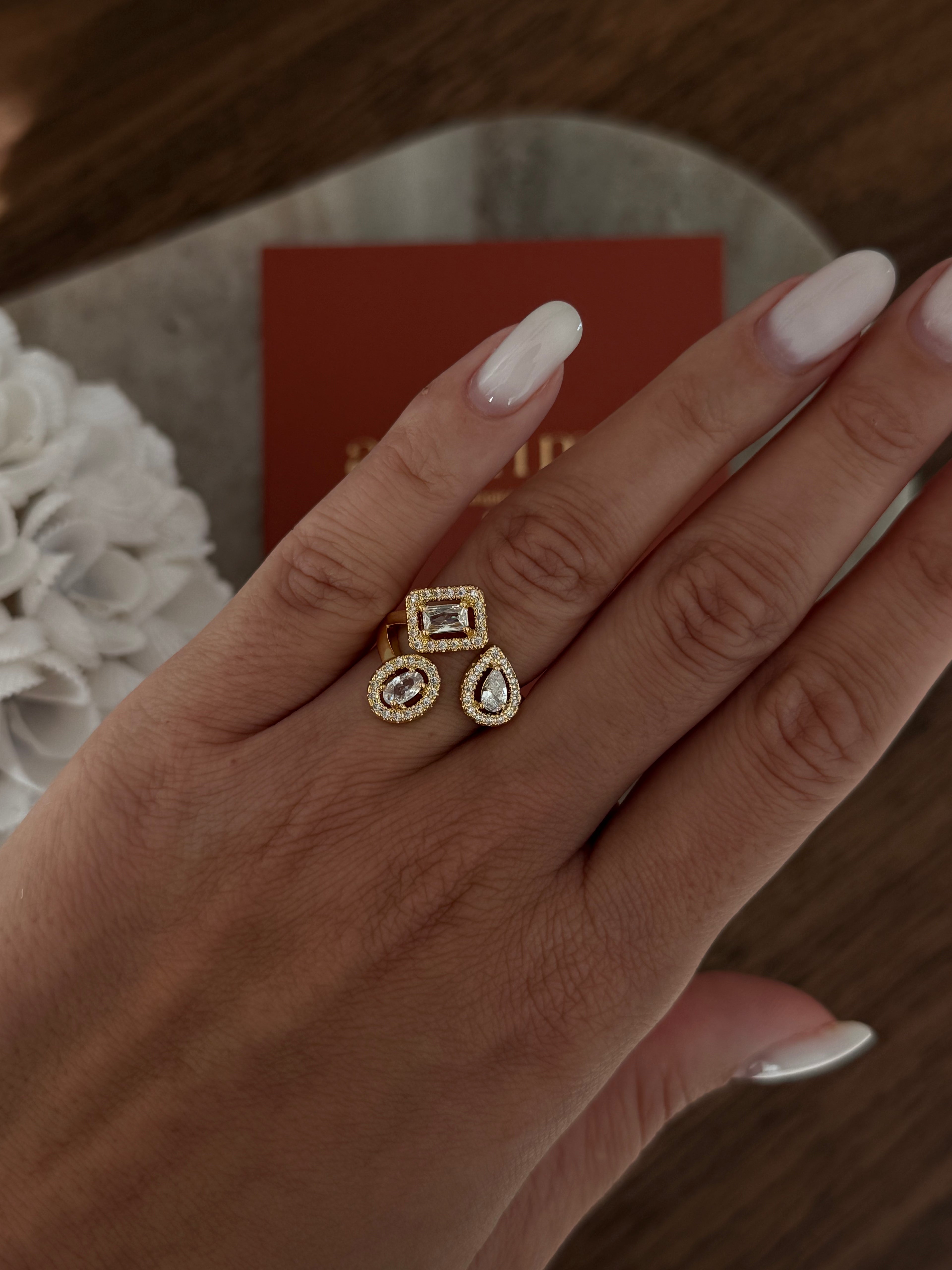 Bague Ariane trois zircons – bijou Adalima