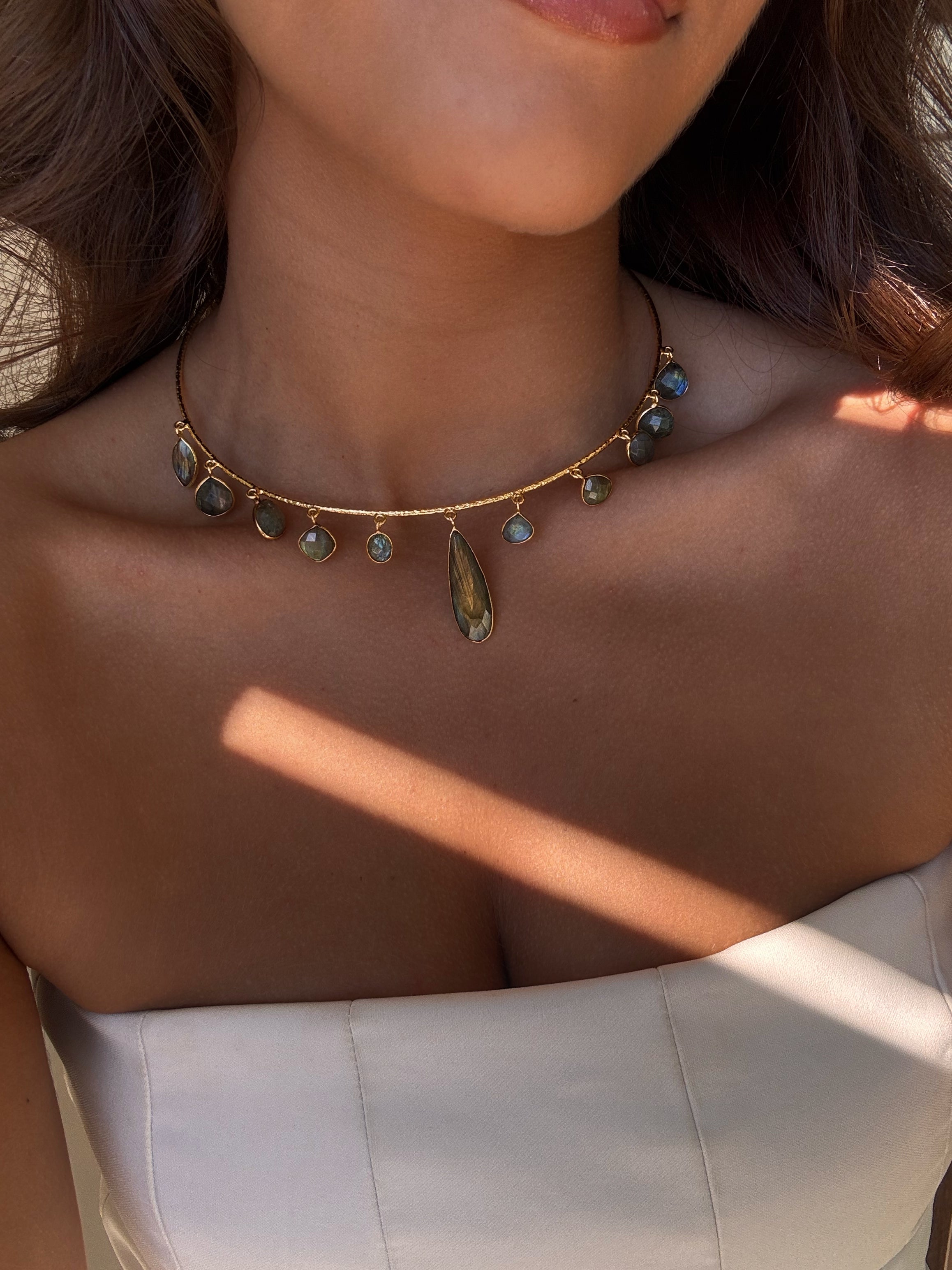 Collier Sohana en labradorite – Collection Bohemia Adalima