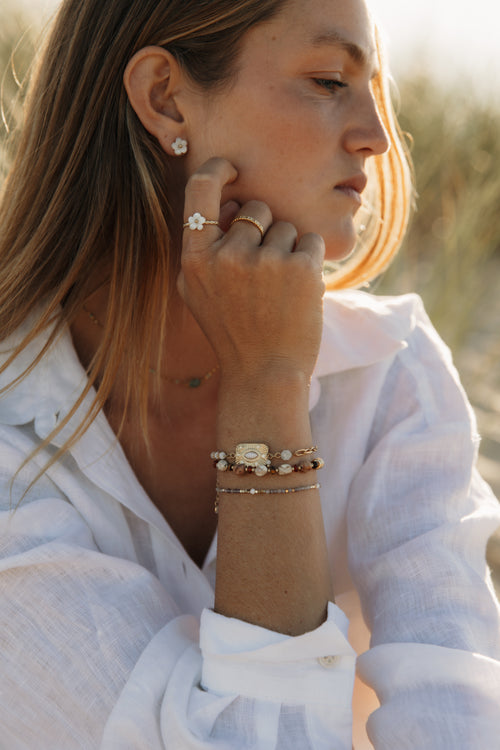 Boucles d’oreilles Mini Vaiana fleur nacrée – bijou Adalima