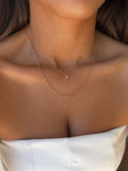 Collier Livia à strass en acier inoxydable doré – coloris Blanc – bijou Adalima