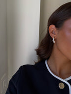Boucles d’oreilles Gisele à strass en acier inoxydable doré – bijou Adalima