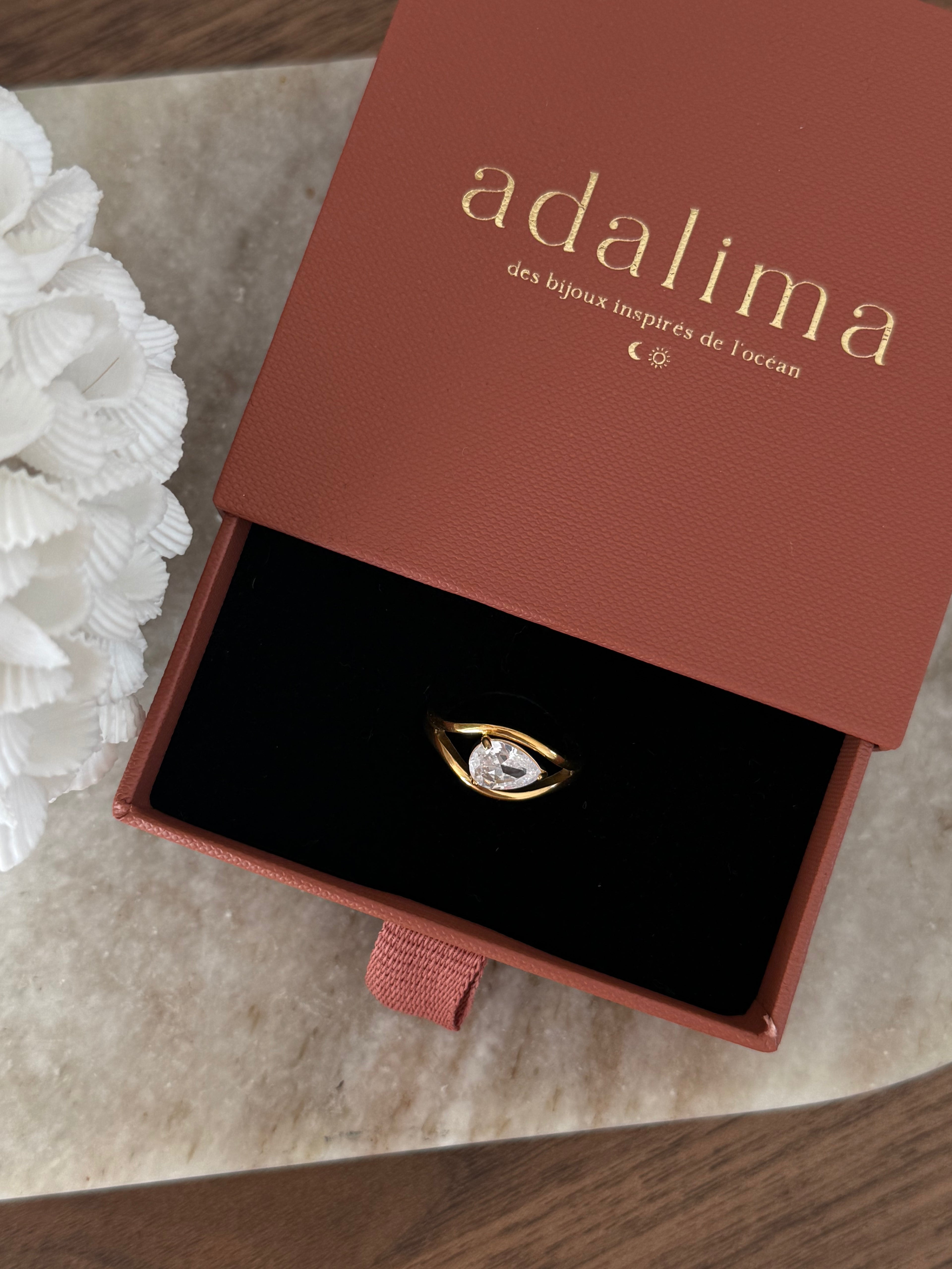 Bague Nell en acier inoxydable doré – bijou Adalima