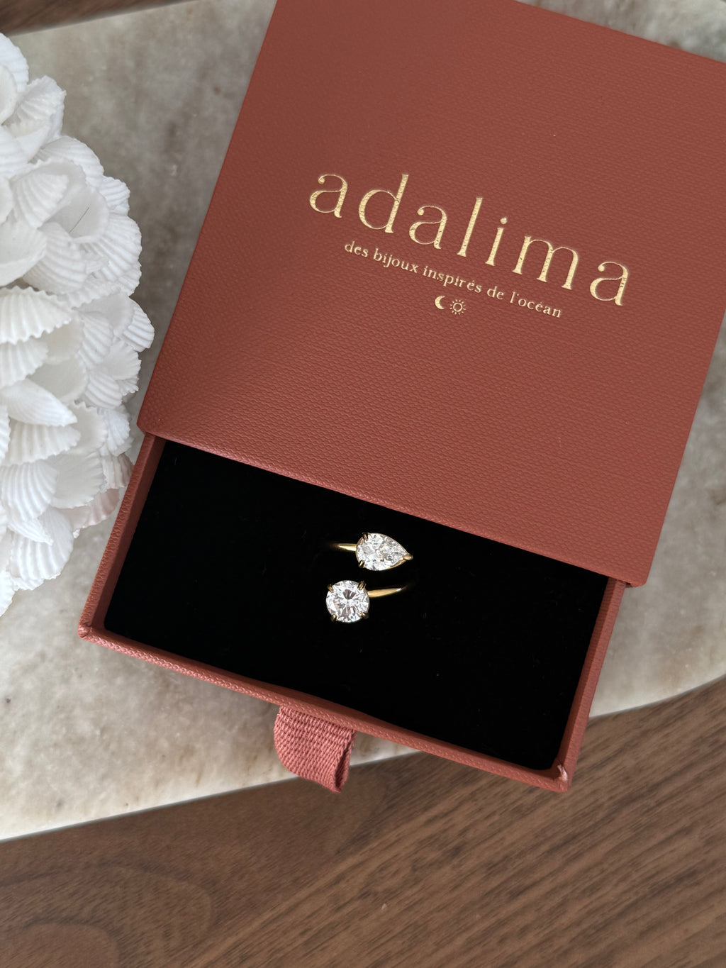 Bague Gloria en acier inoxydable doré – bijou Adalima