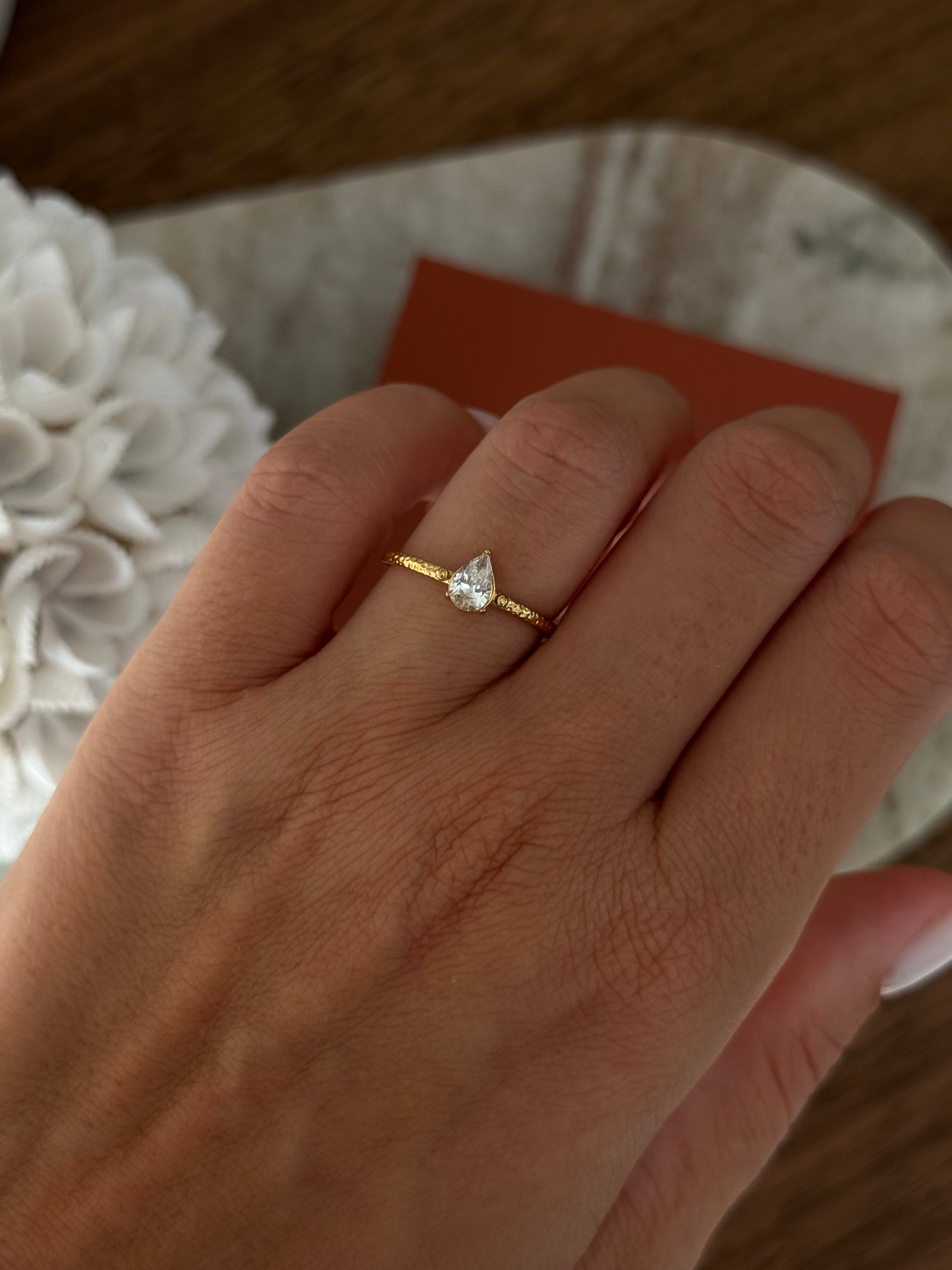 Bague Lili en acier inoxydable doré – coloris Blanc – bijou Adalima