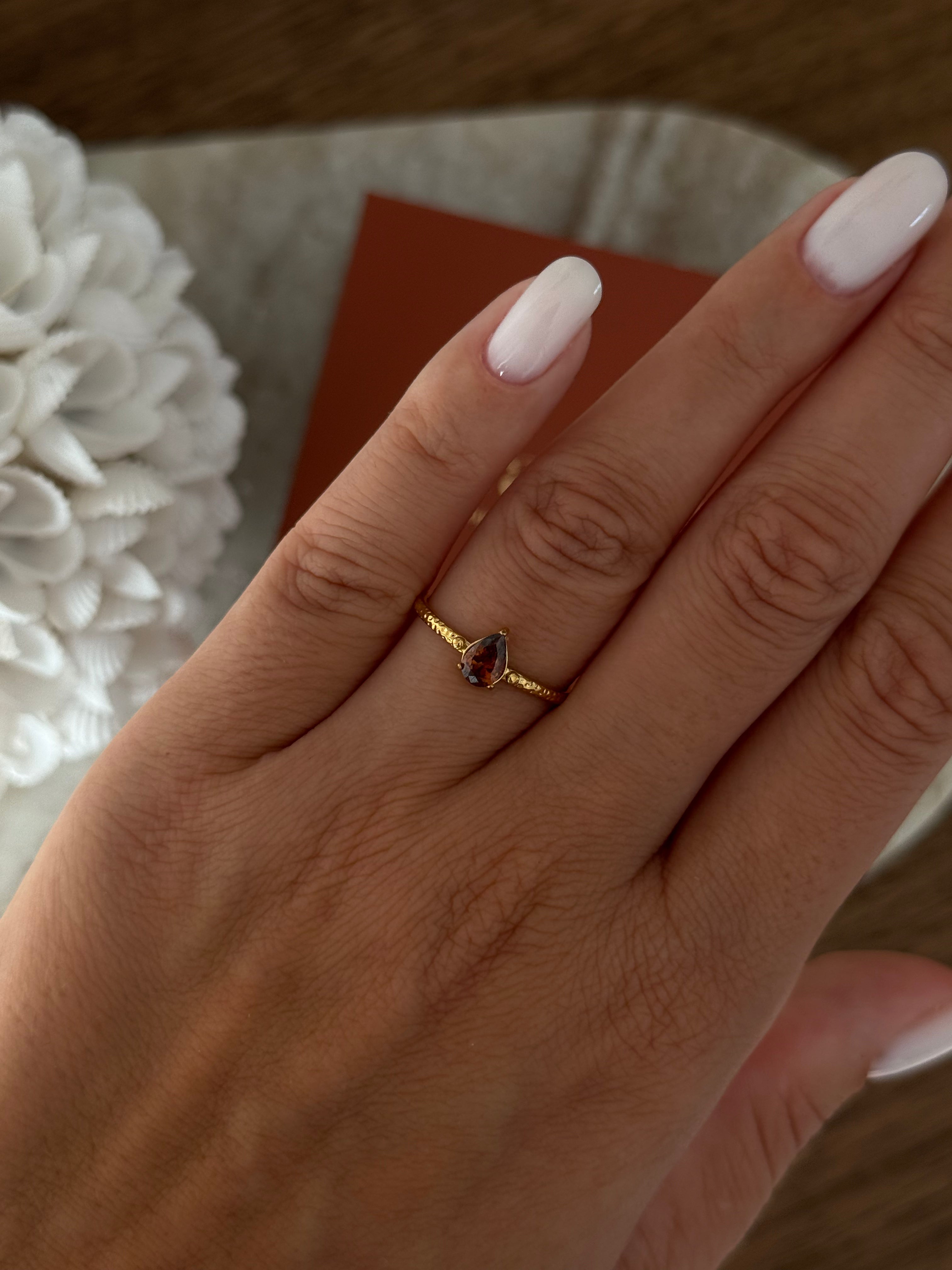 Bague Lili en acier inoxydable doré – bijou Adalima