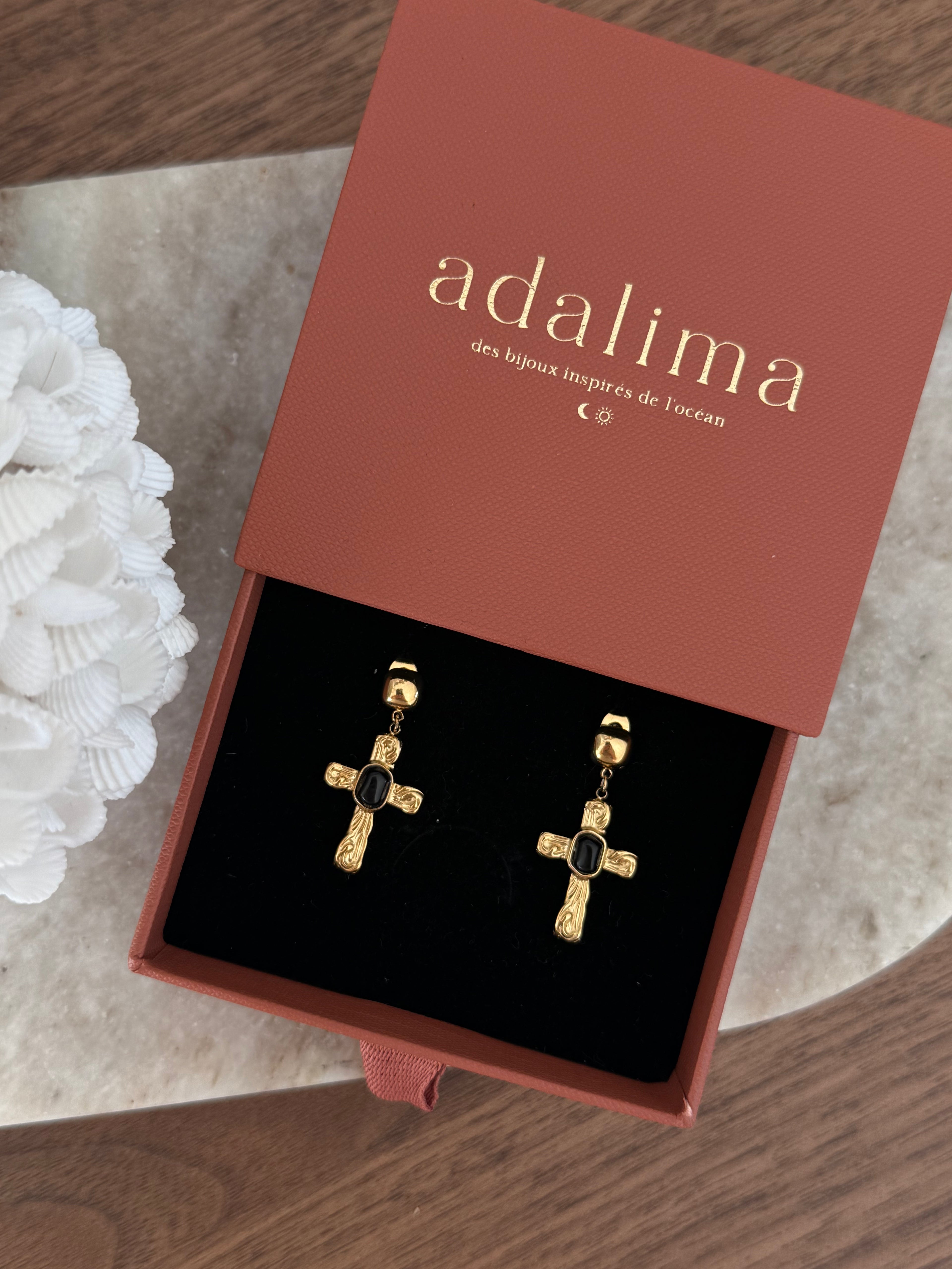 Boucles d’oreilles Ysé en acier inoxydable doré – coloris Noir – bijou Adalima