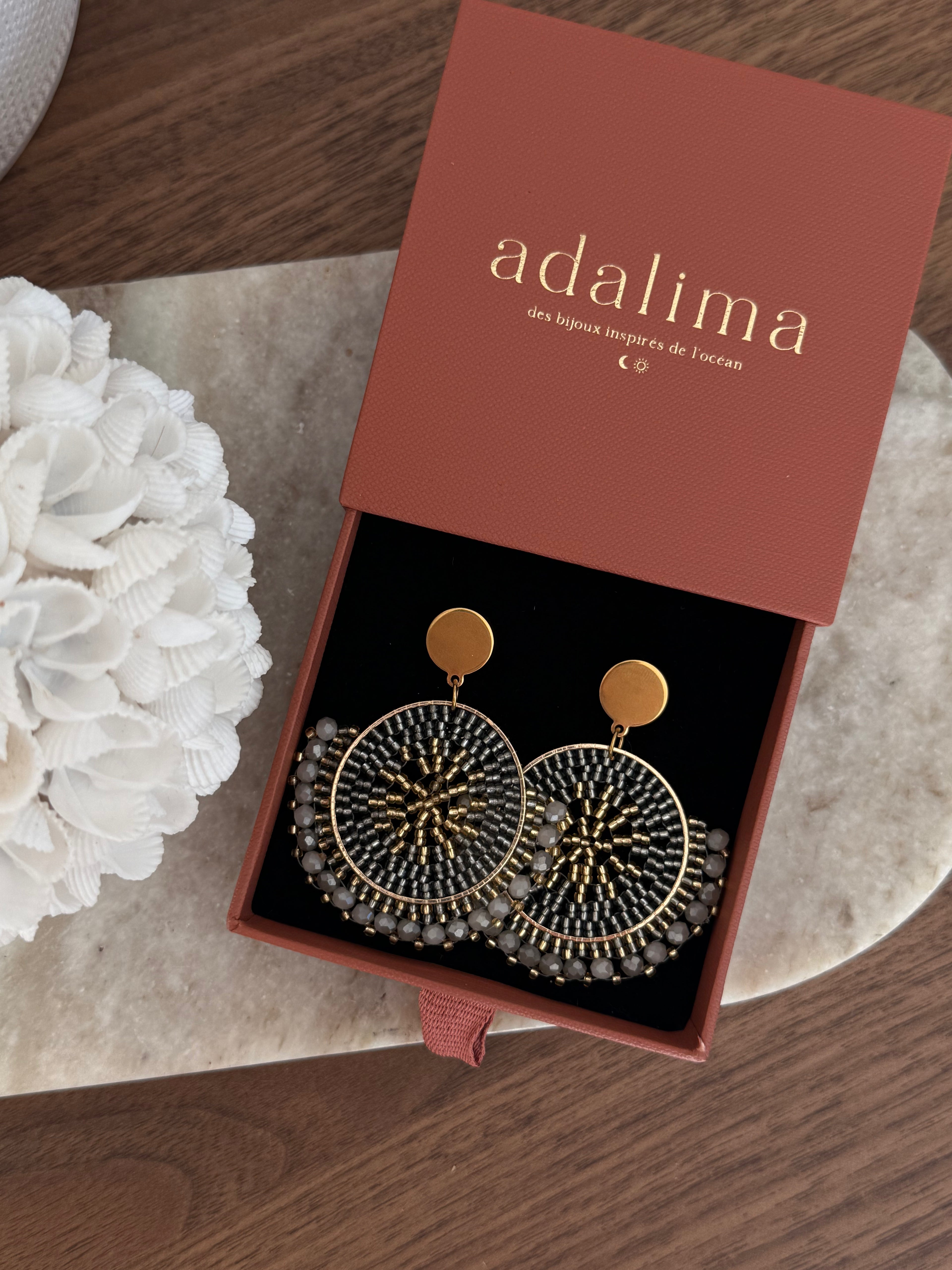 Boucles d’oreilles Naim à perles, en acier inoxydable doré – bijou Adalima