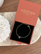 Bracelet Préa goutte de préhnite sur fil doré – bijou Adalima