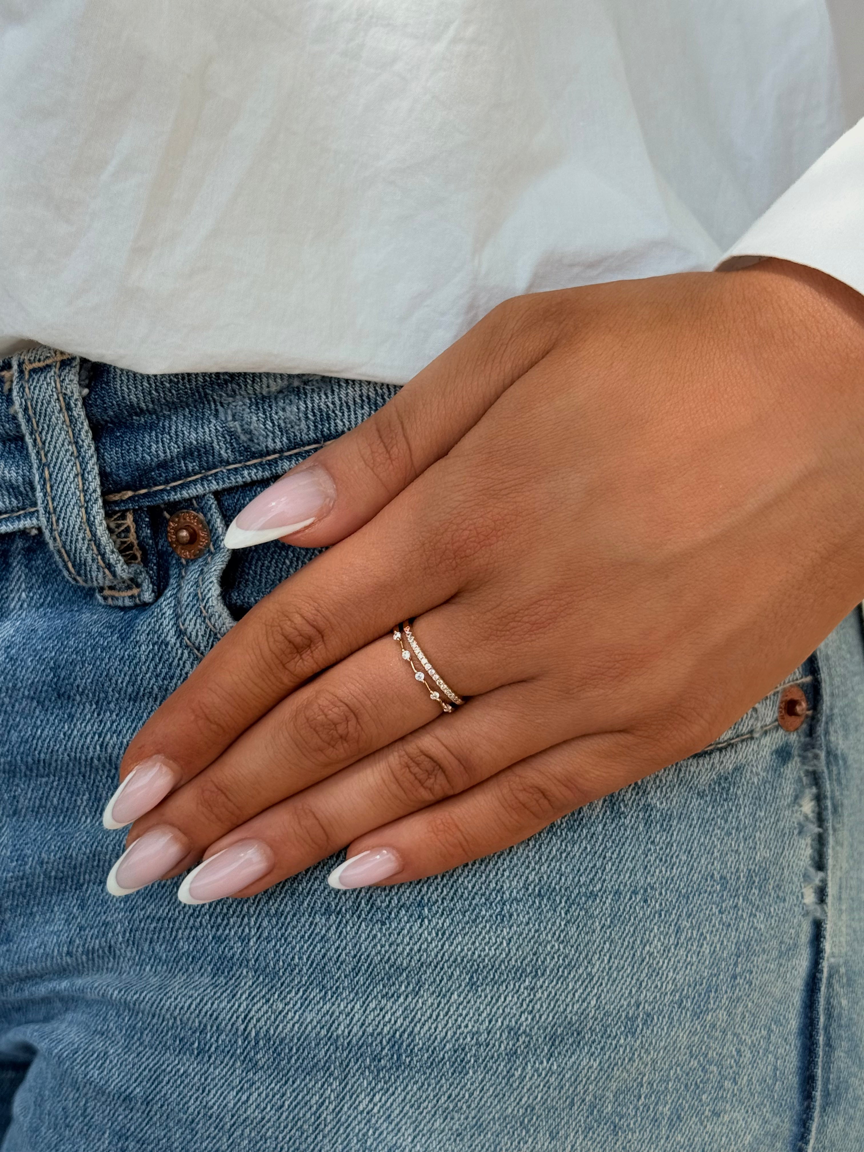 bagues fine et minimaliste à strass pour femmes