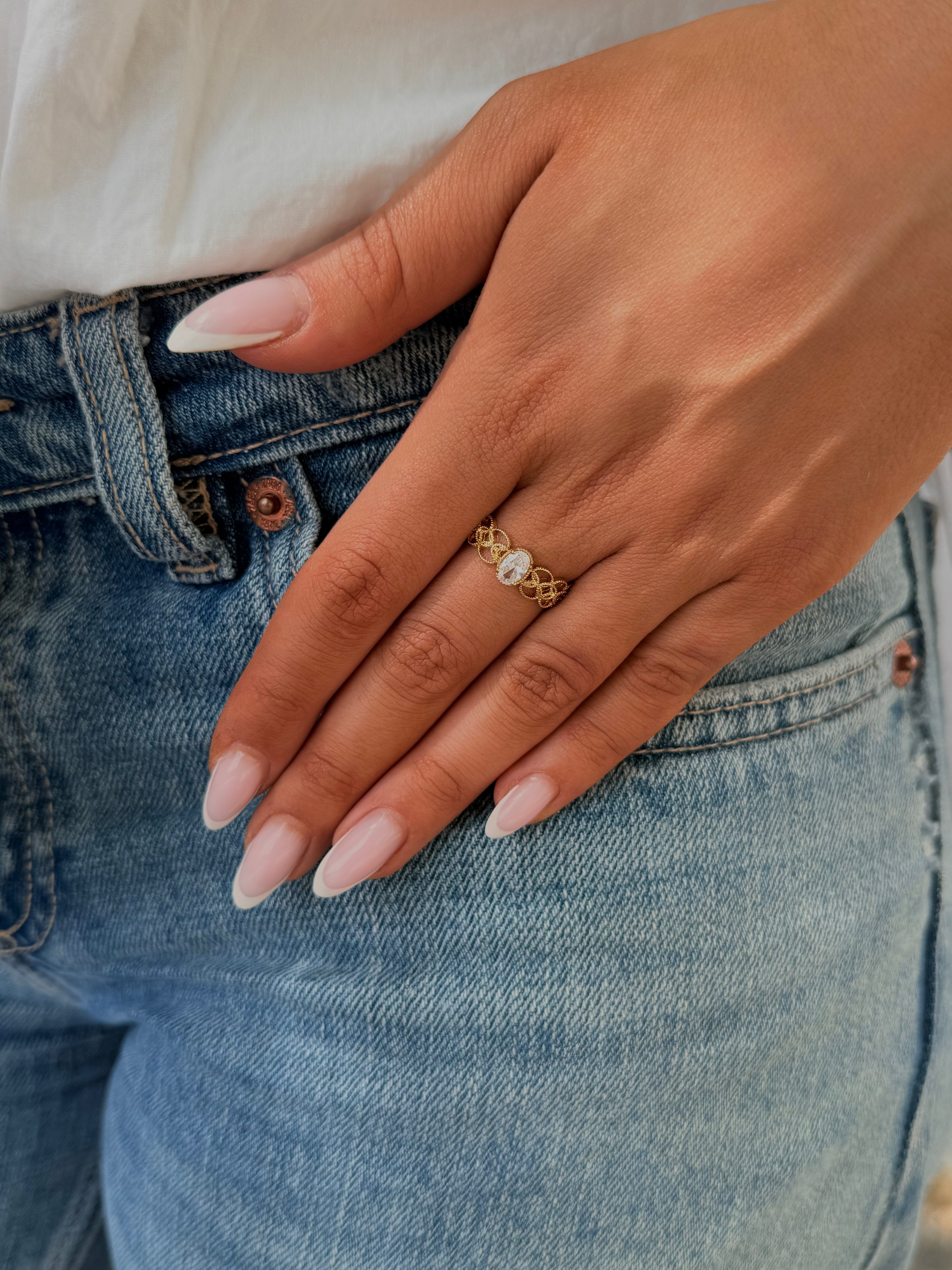 bague pour femmes élégante à strass