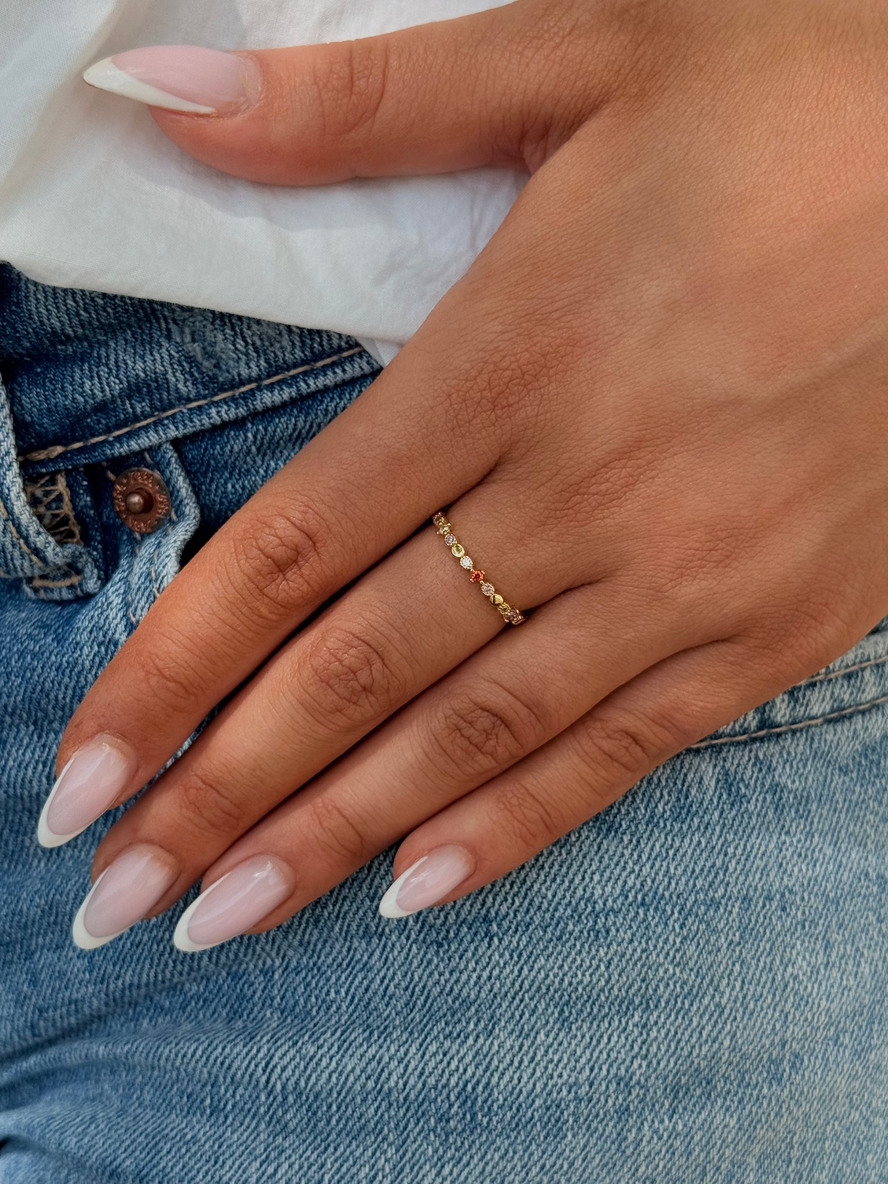 bague colorée fine à strass pour femmes