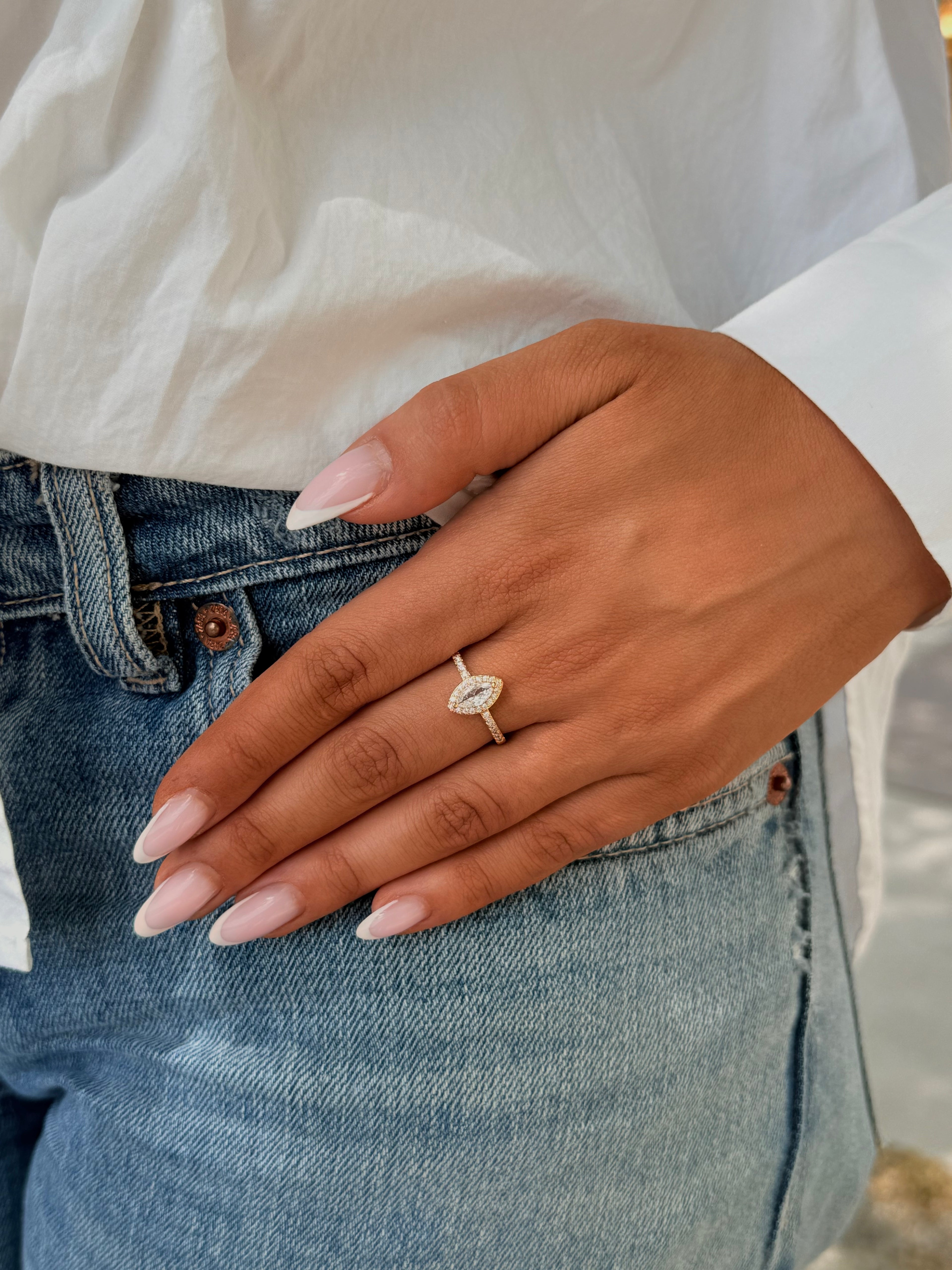 bague ovale à strass pour femmes