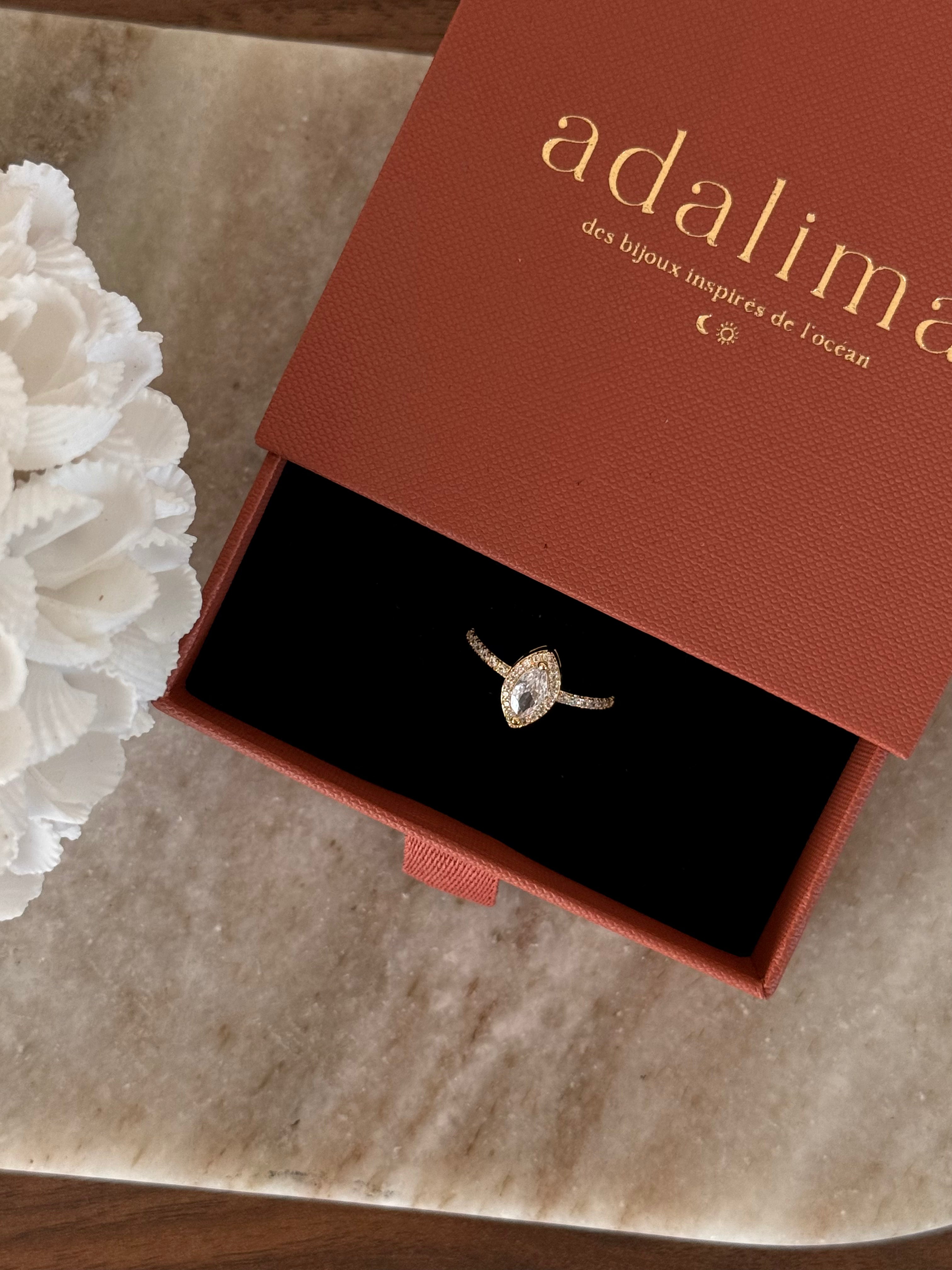 bague ovale à strass pour femmes