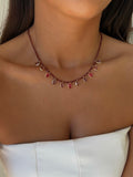 Collier Nehal en pierres naturelles et acier inoxydable doré – coloris Grenat – bijou Adalima