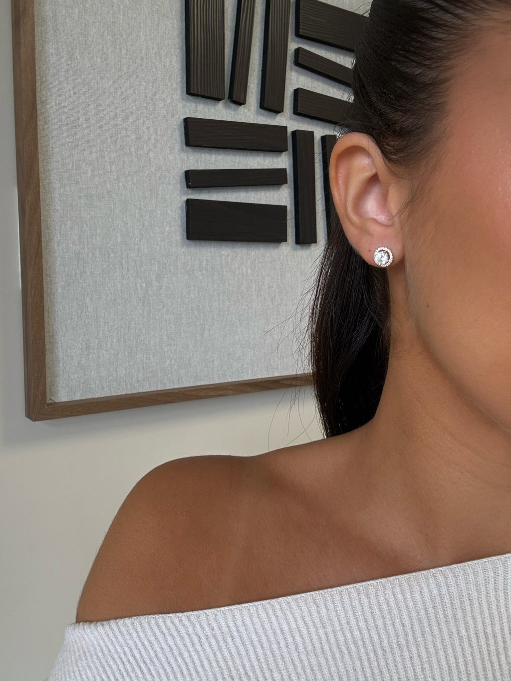 Puces d’oreilles Lucie à strass en acier inoxydable doré – bijou Adalima