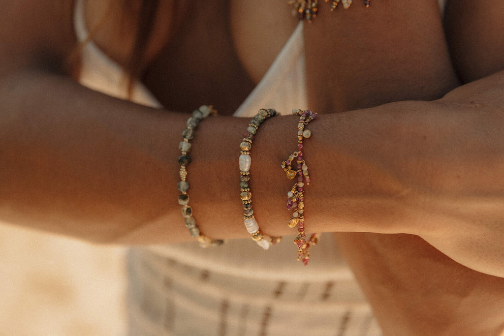 bijoux colorés en acier inoxydable pour femmes