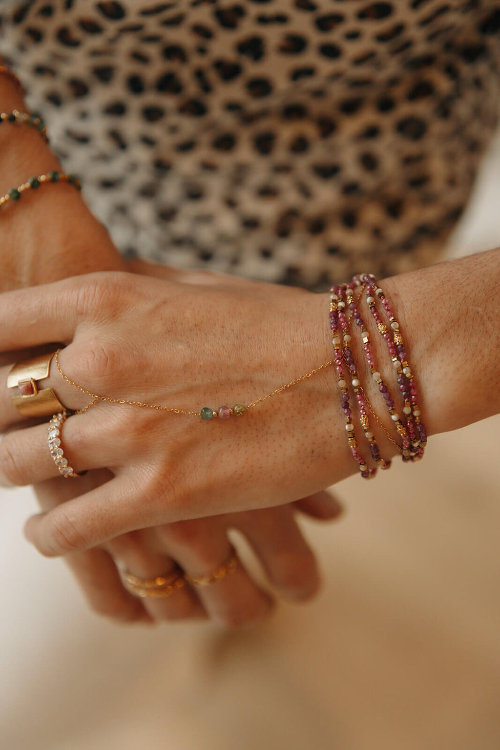 bijoux colores femmes tendance