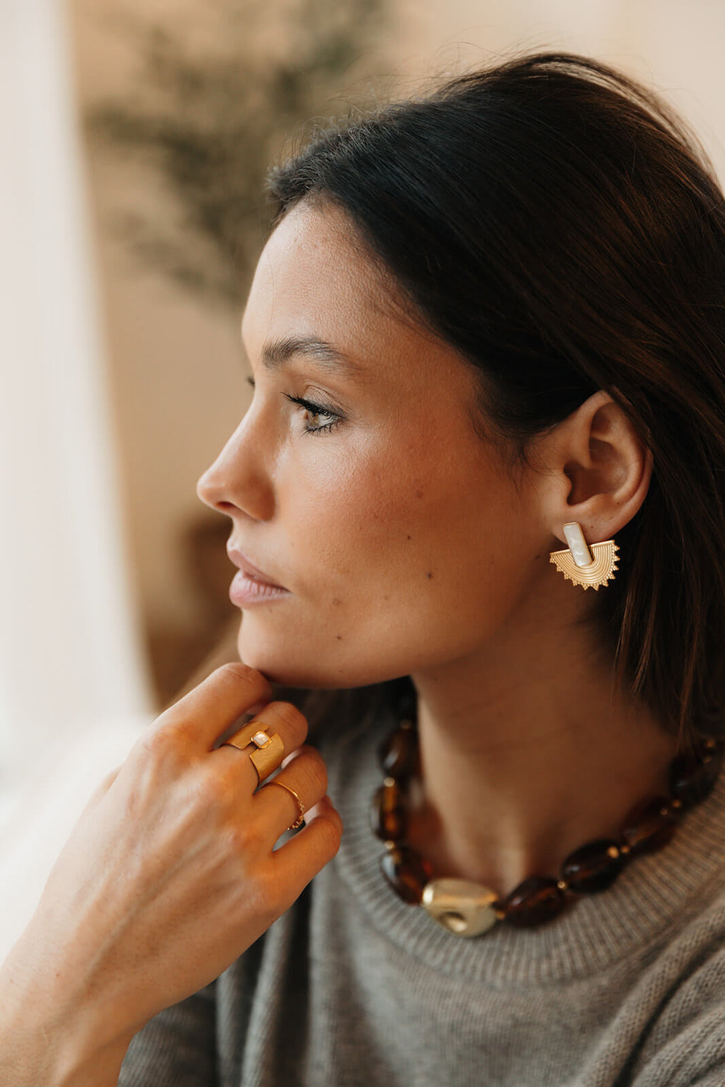 bijoux dorés ethniques