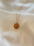 collier signe lion