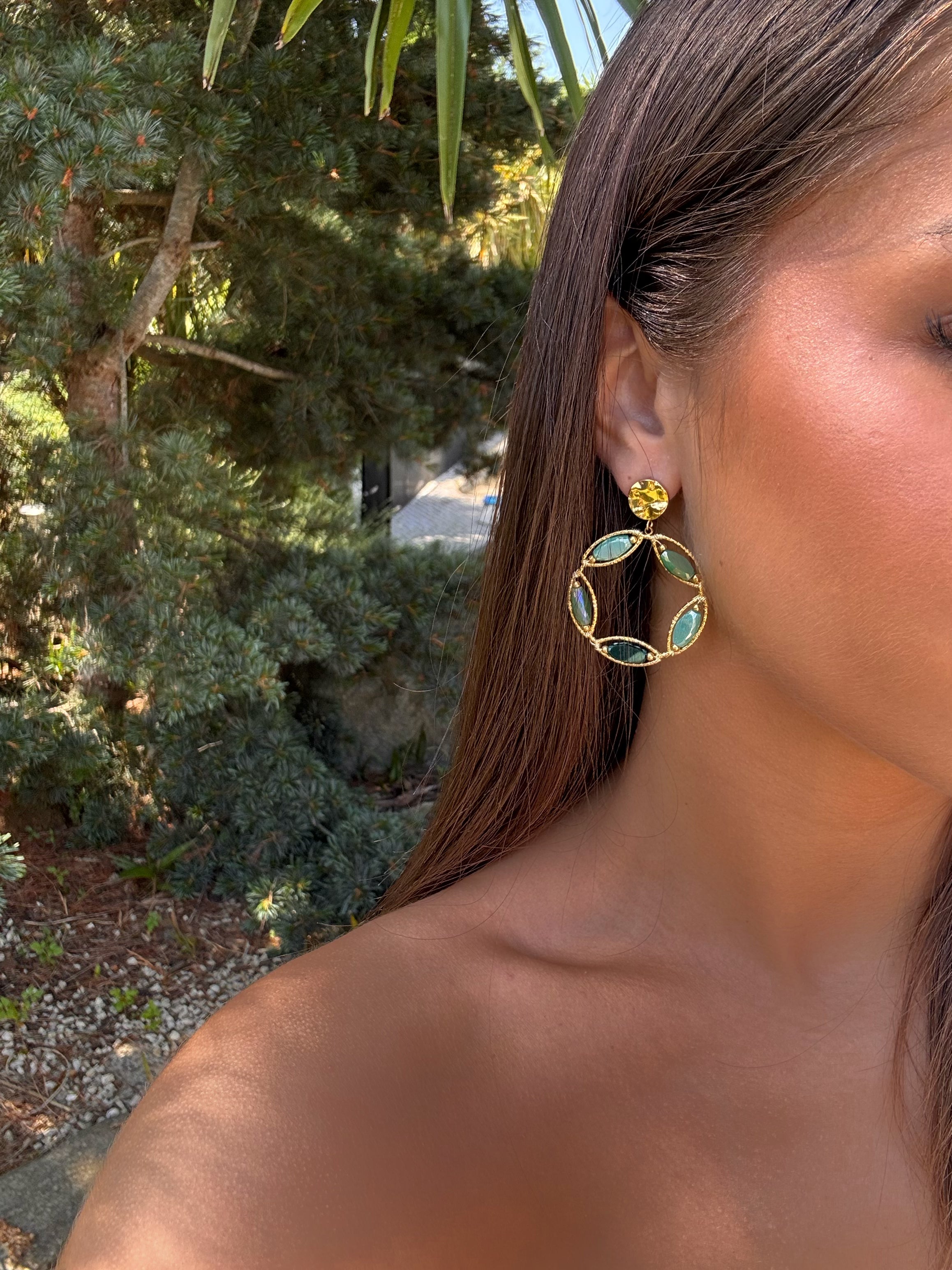 Bijoux colorés tendances pour femmes