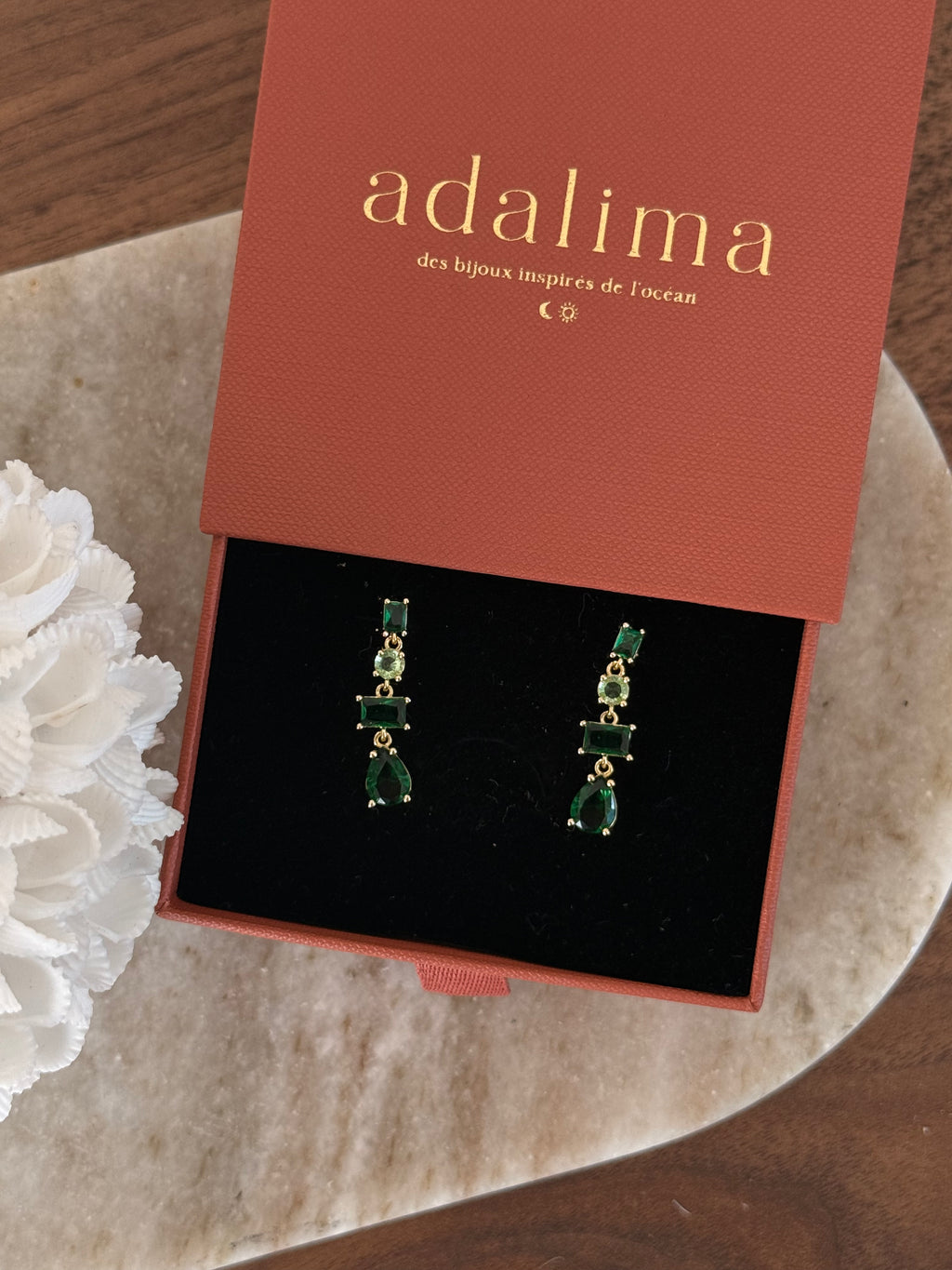 boucles d'oreilles pendantes aux nuance de vert pour femmes