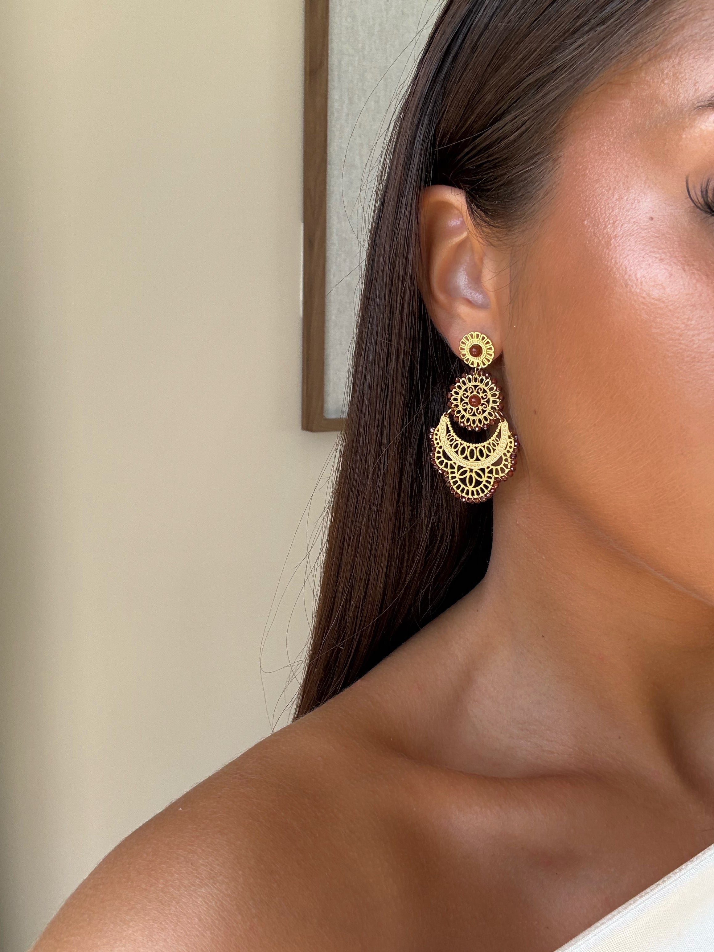 Boucles d’oreilles Rosalia en pierres naturelles et acier inoxydable doré – bijou Adalima