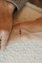 bracelet doré pour femmes