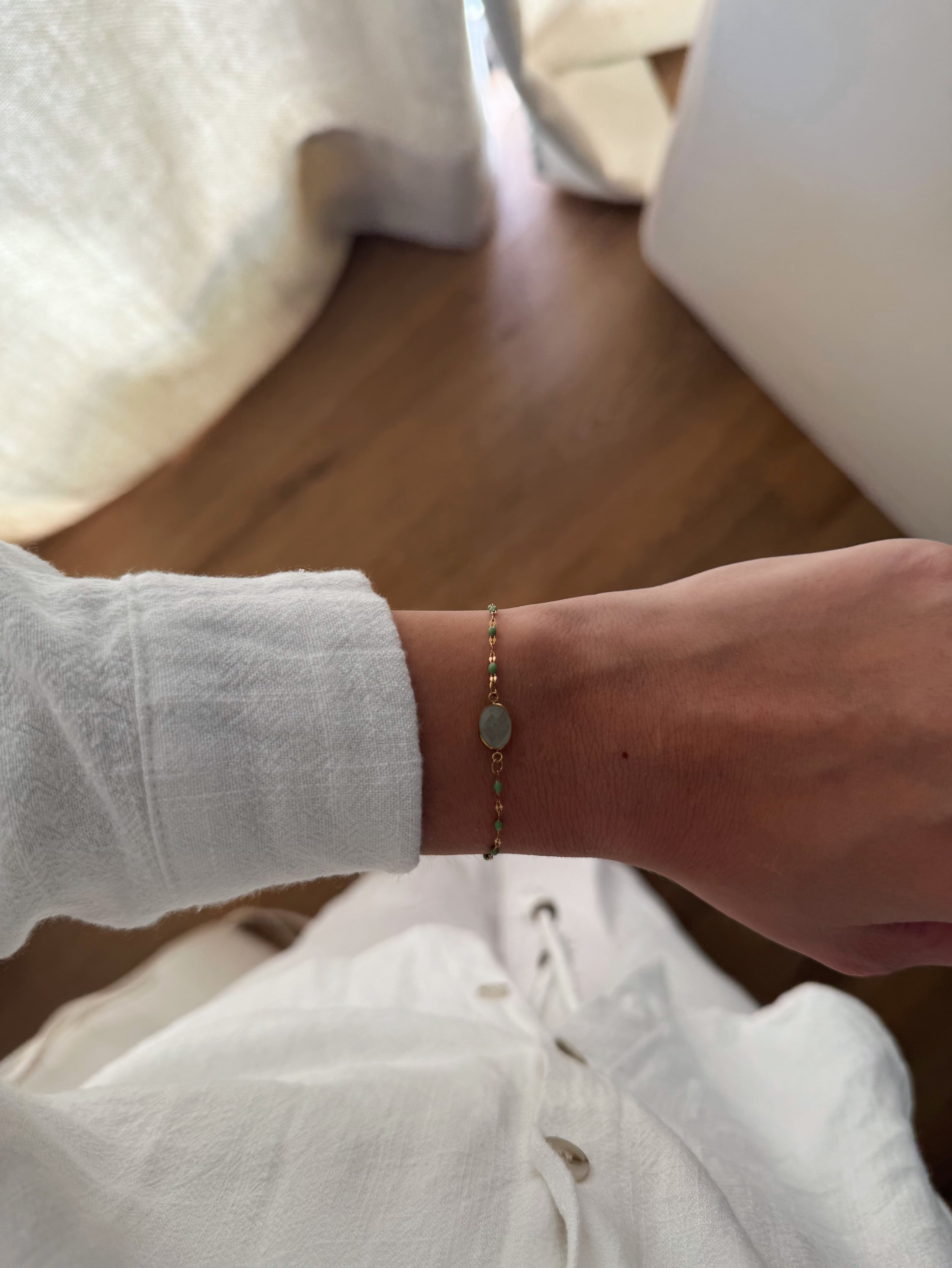 bracelet fin dore féminin