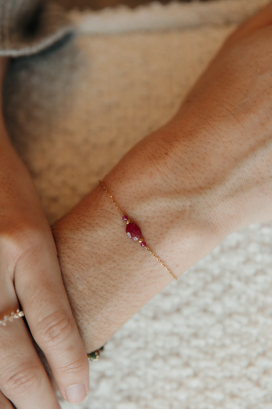 bracelet grenat femmes