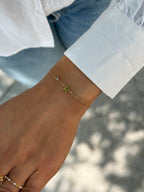 bracelet initial en acier inoxydable et strass