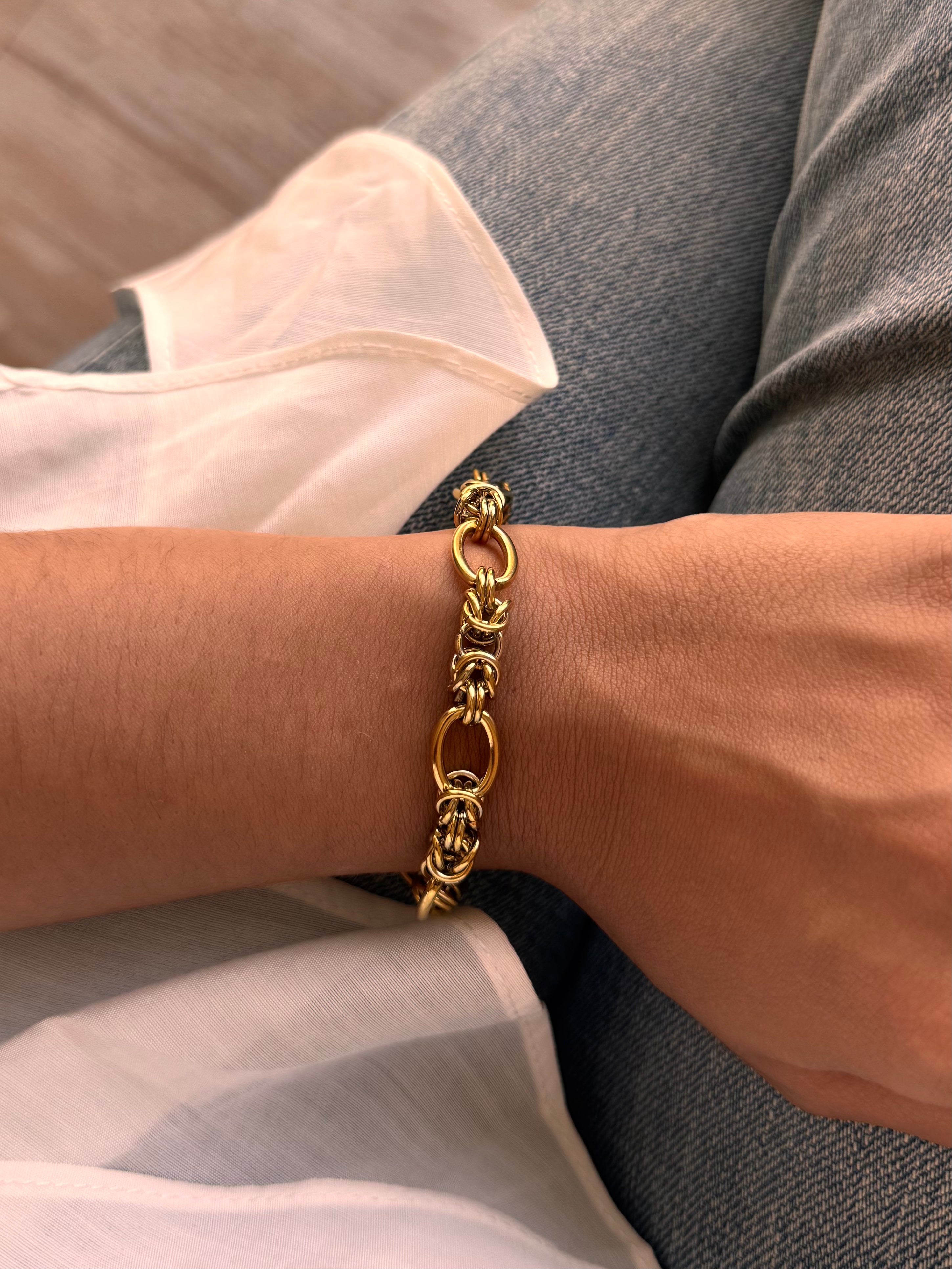 Bracelet simple et minimaliste pour femmes