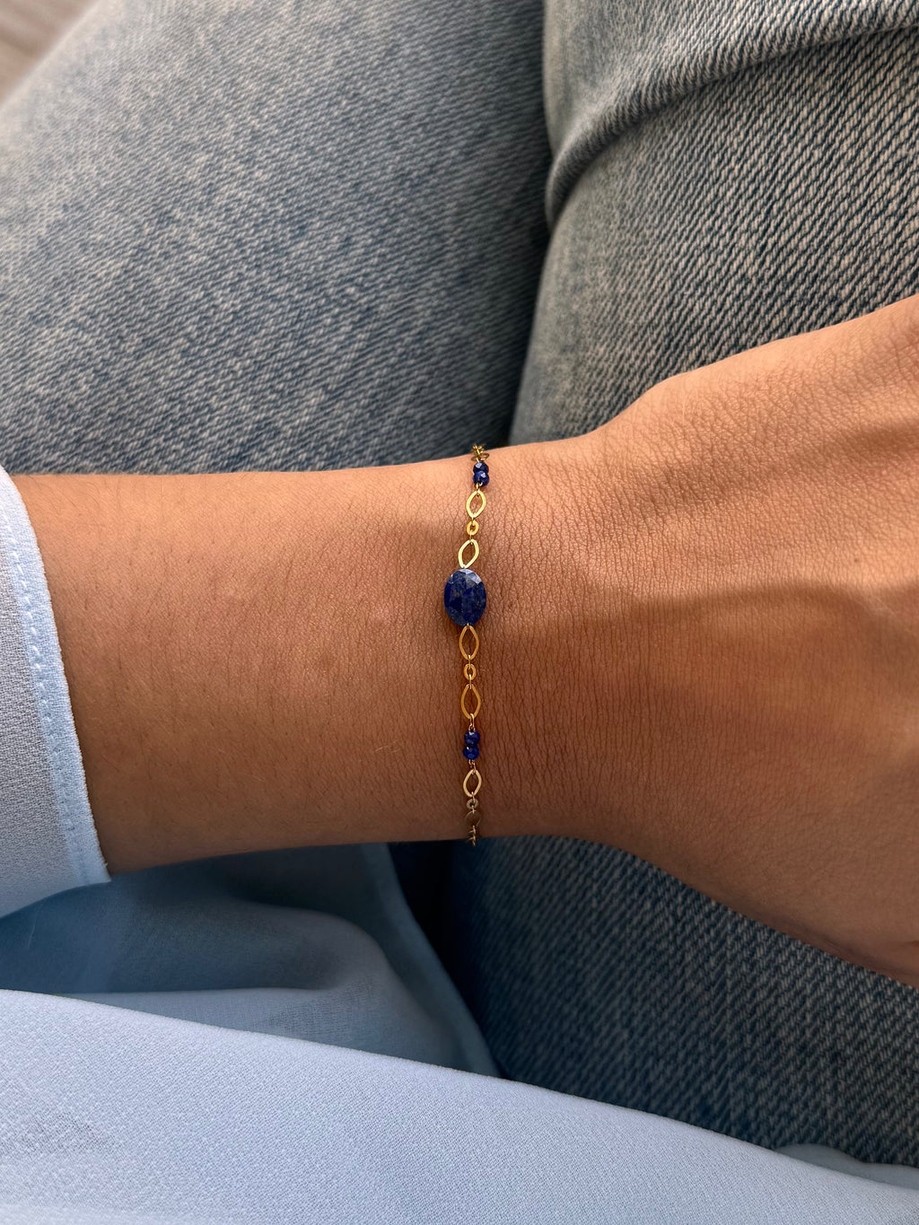 bracelet fin et minimaliste pour femmes