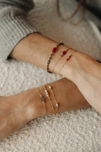 bracelet fin colorés