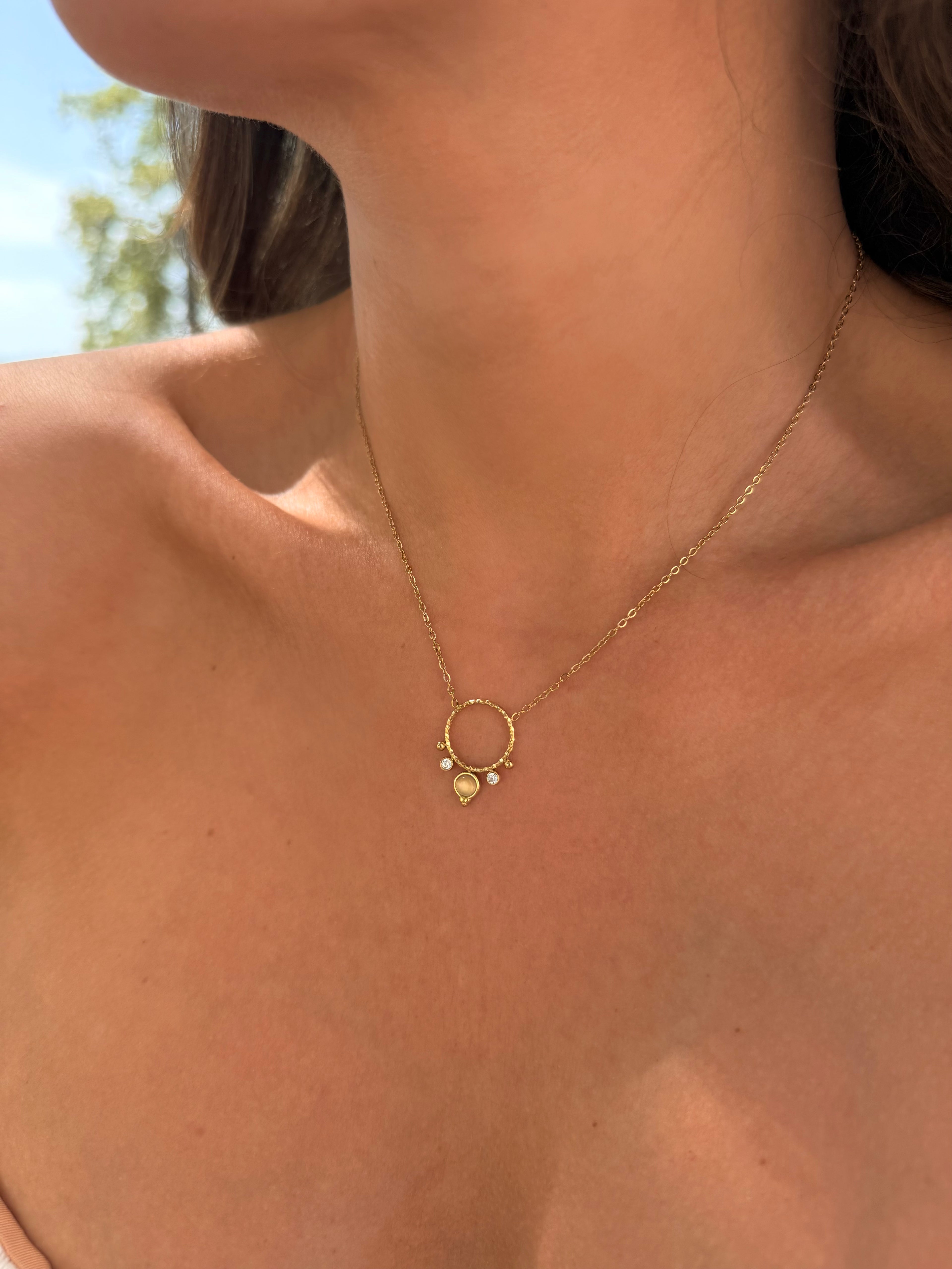 collier délicat pour femmes en acier inoxydable
