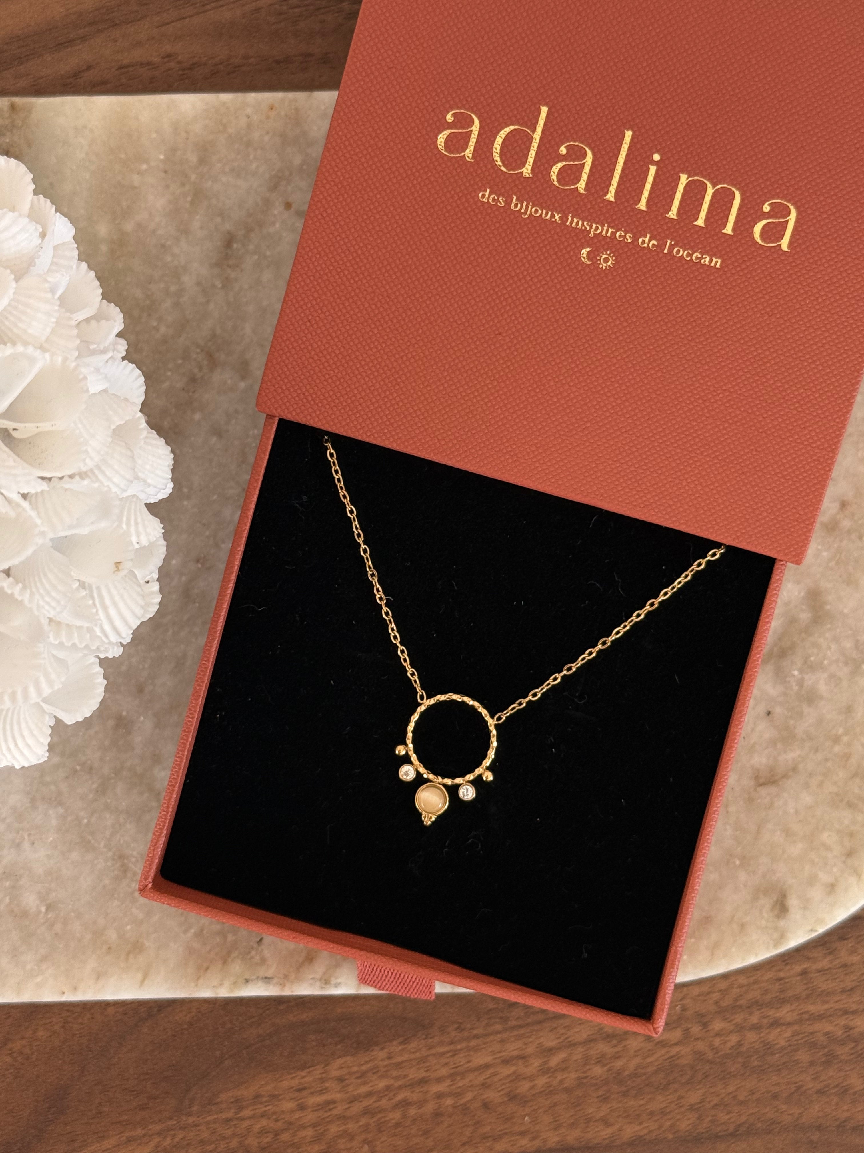collier en acier inoxydable tendance pour femmes minimalistes