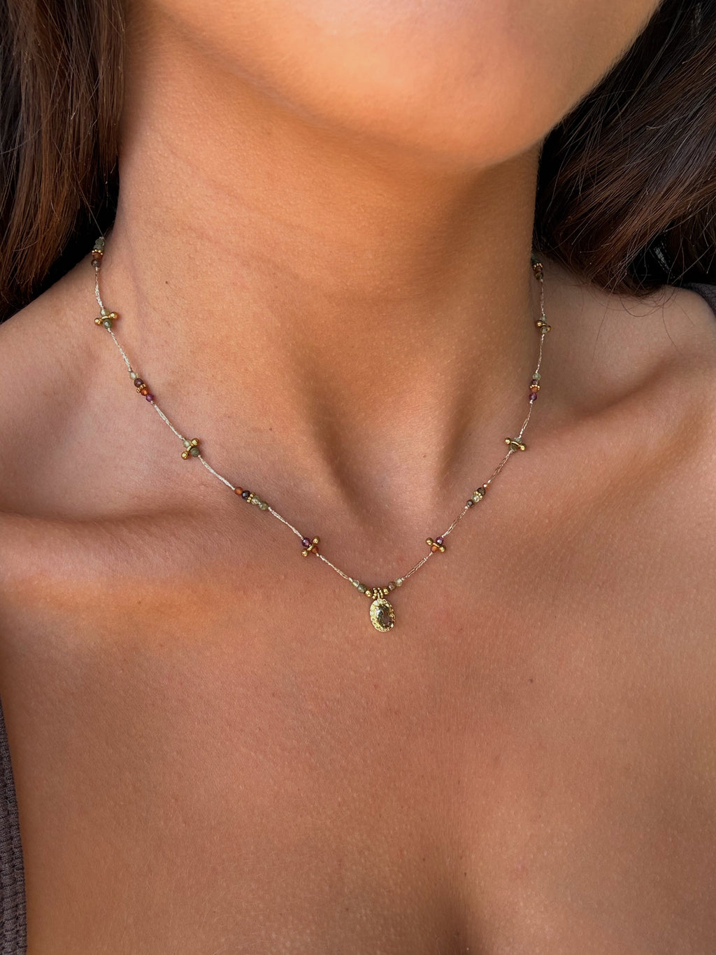 Collier coloré tendance pour femmes en acier inoxydable