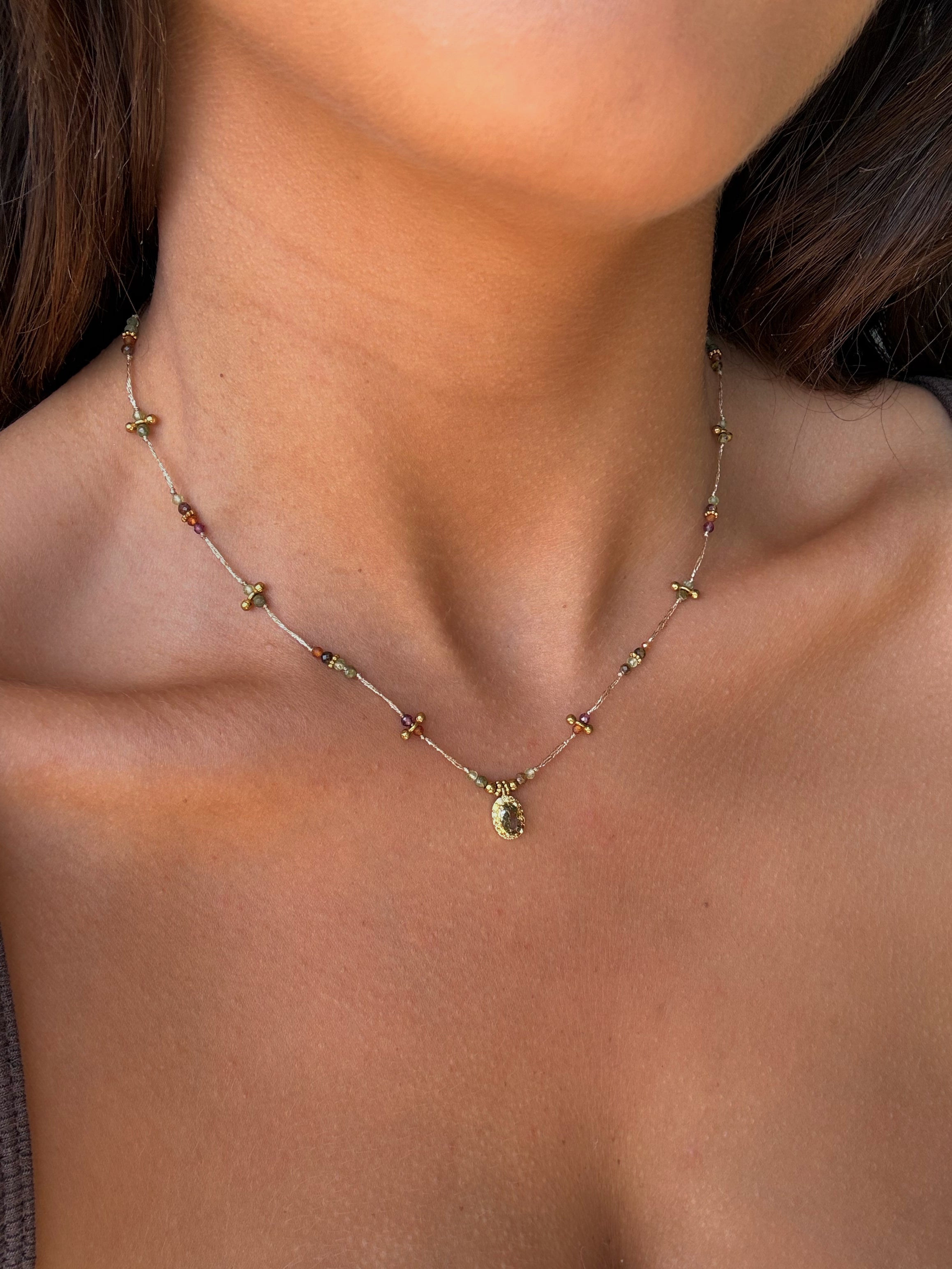Collier coloré tendance pour femmes en acier inoxydable