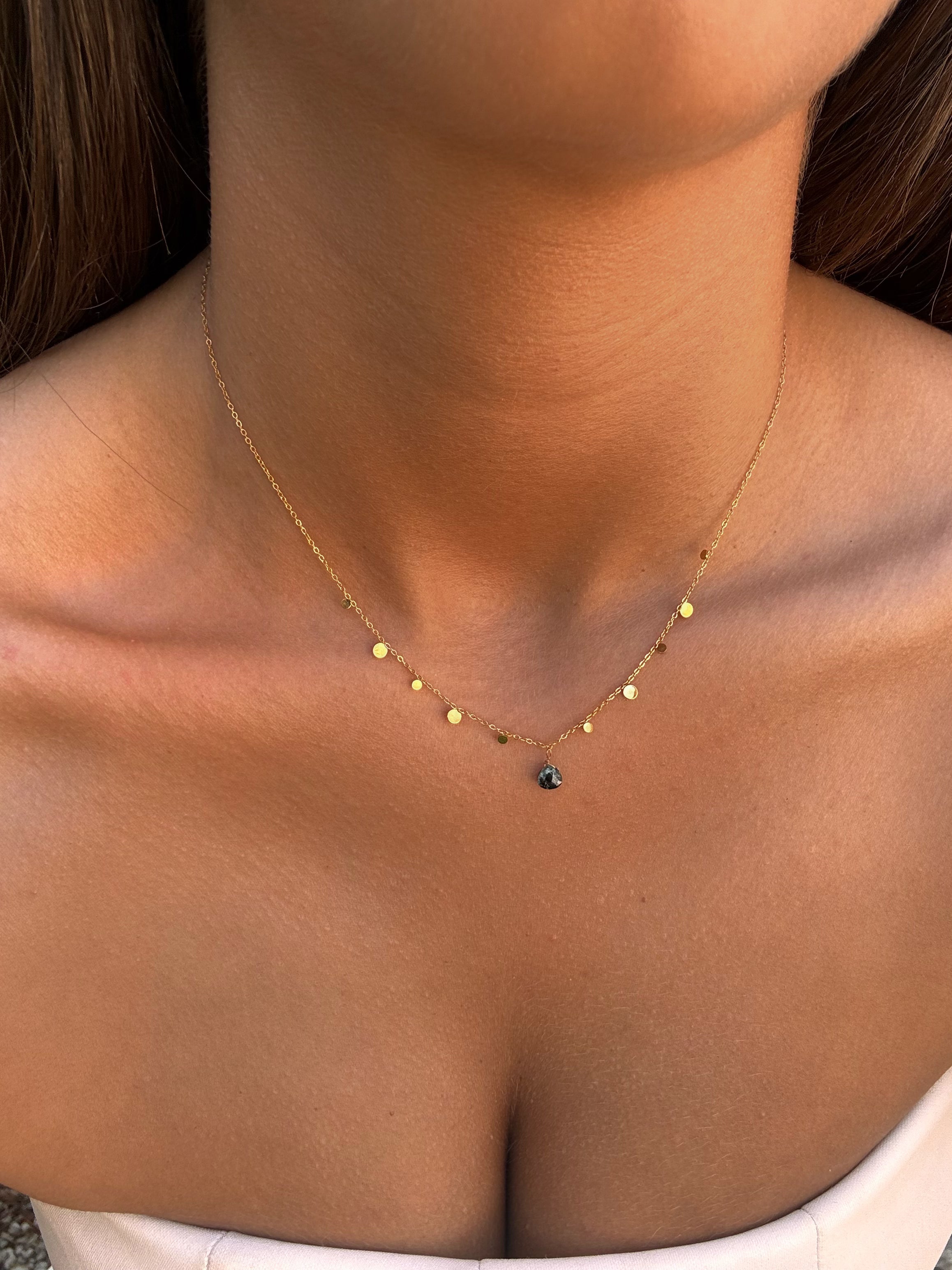 collier fin en acier inoxydable doré