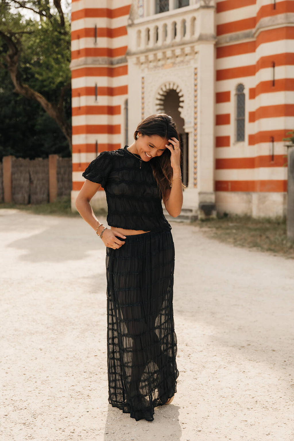 ensemble jupe longue et blouse en transparence noir