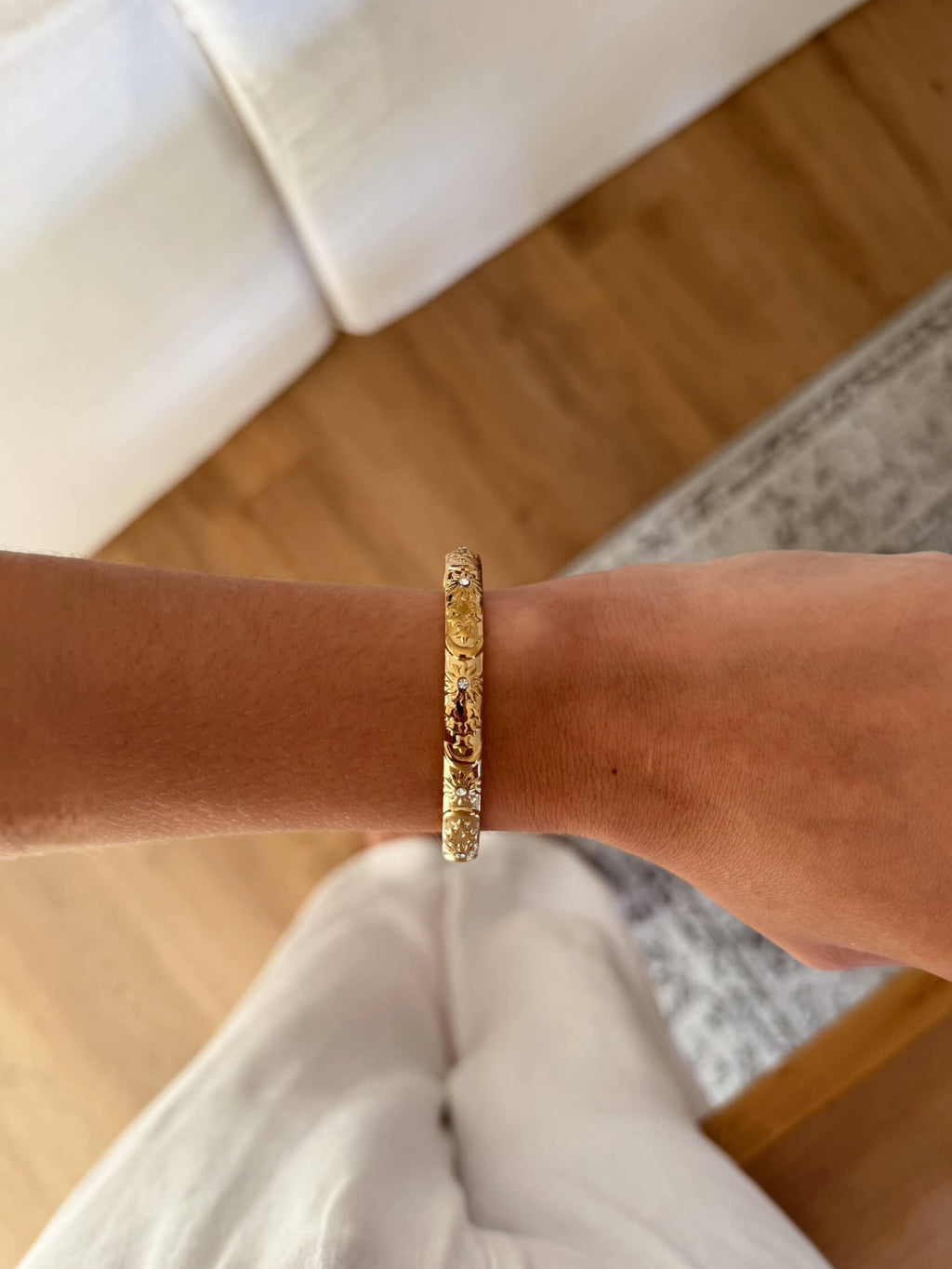 jonc ajustable doré pour femmes