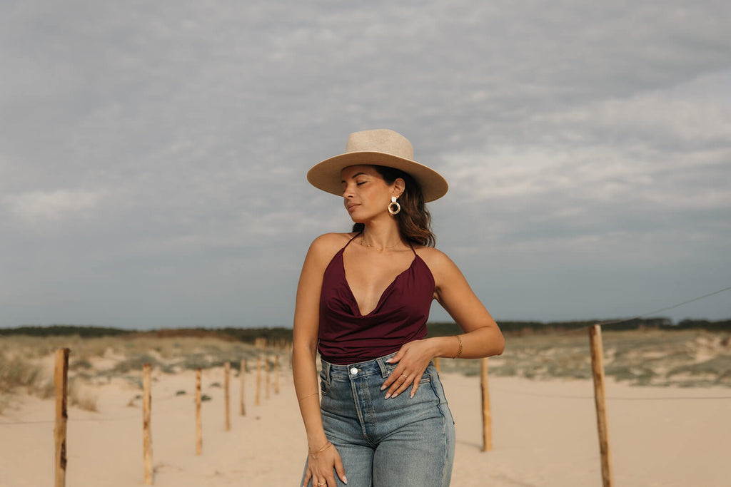 top et robe décolleté plongeant tendance