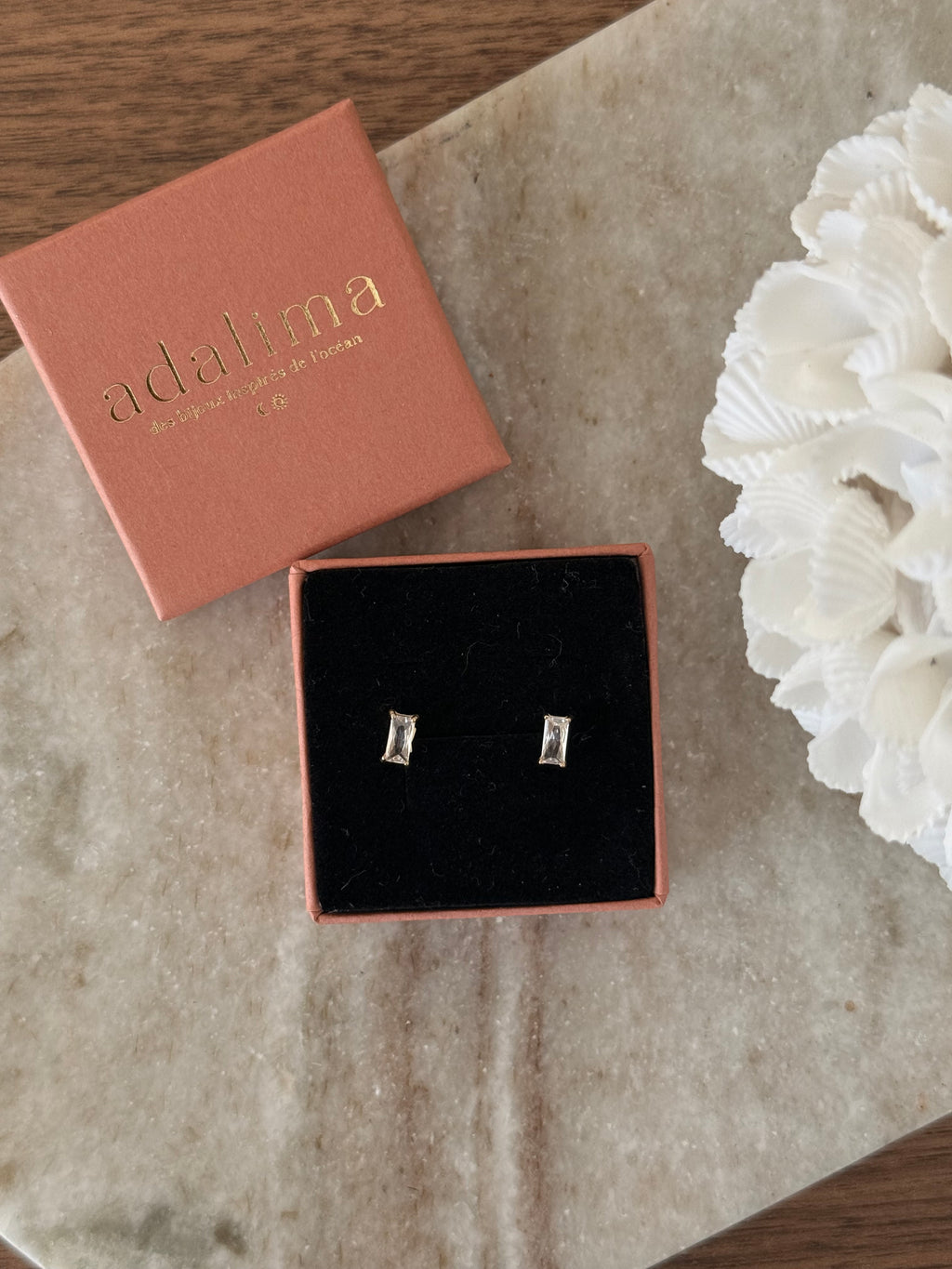 puces d'oreille tendance pour femmes en acier inoxydable