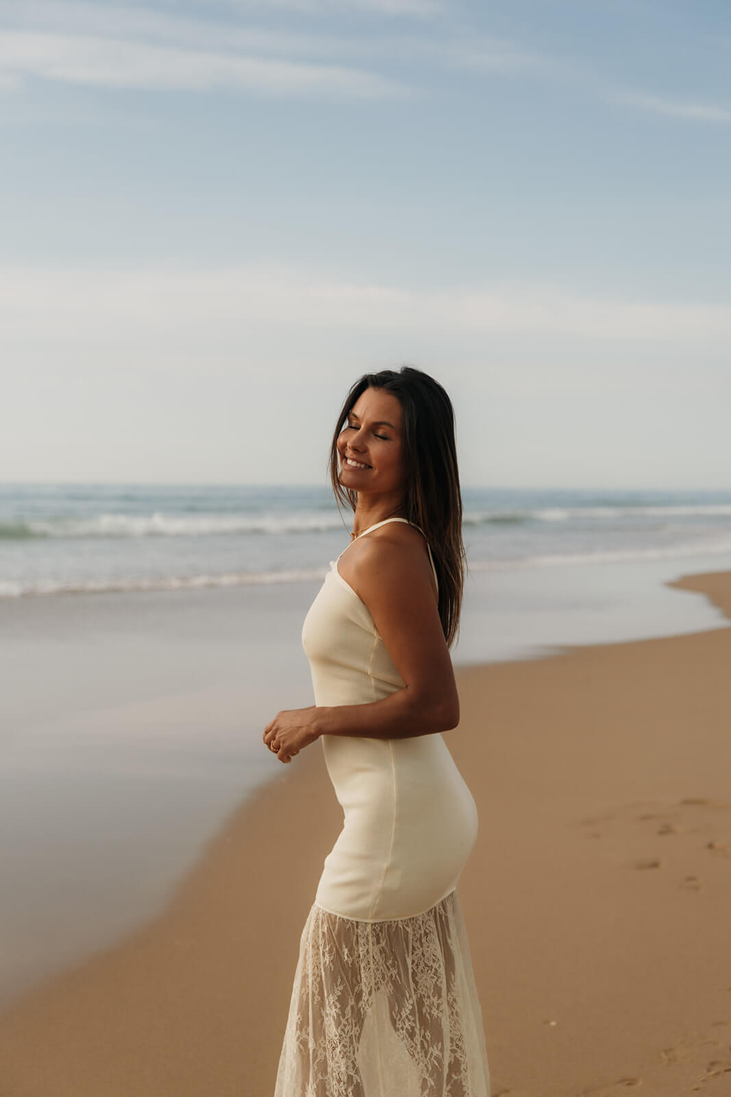 robe longue jaune pour femmes tendance avec de la dentelle