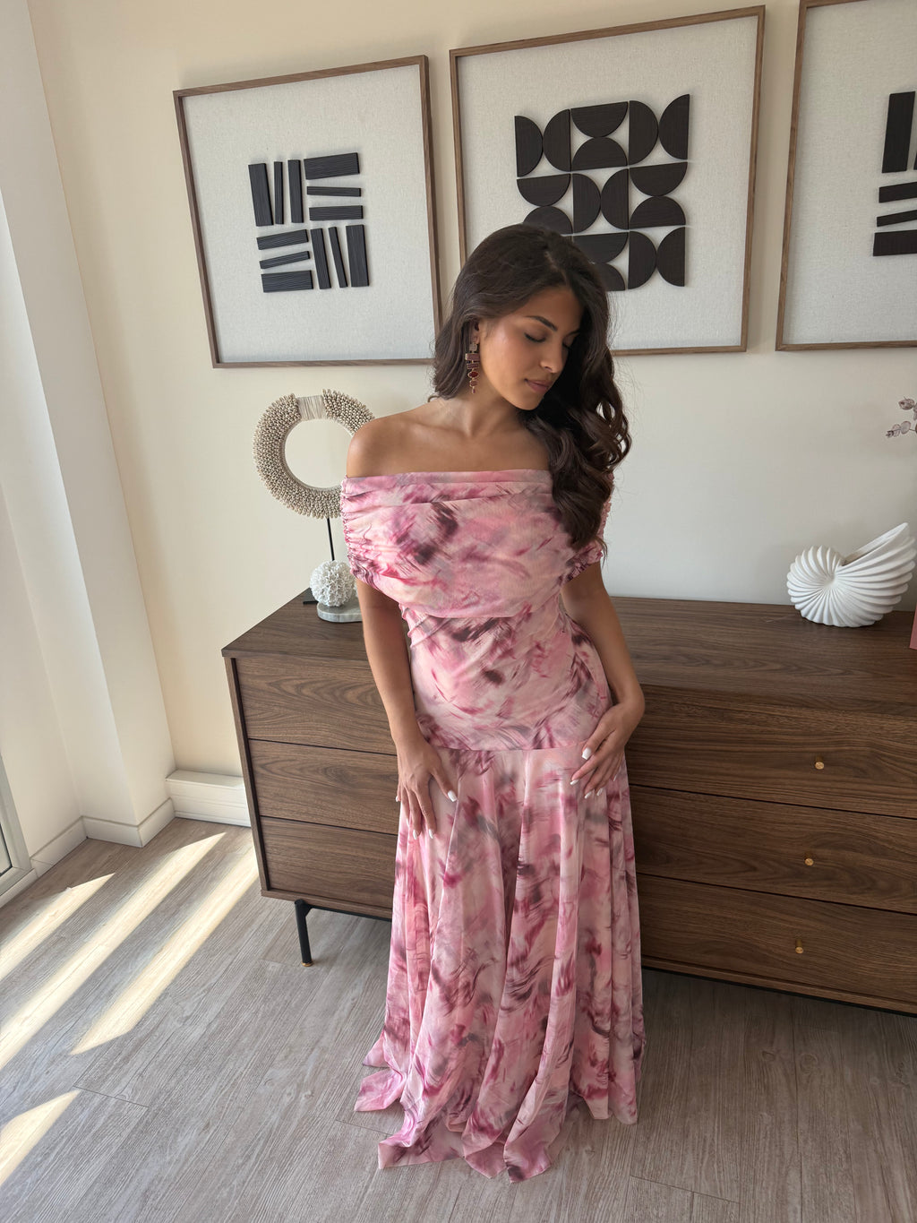 robe longue rose à imprimés bordeaux