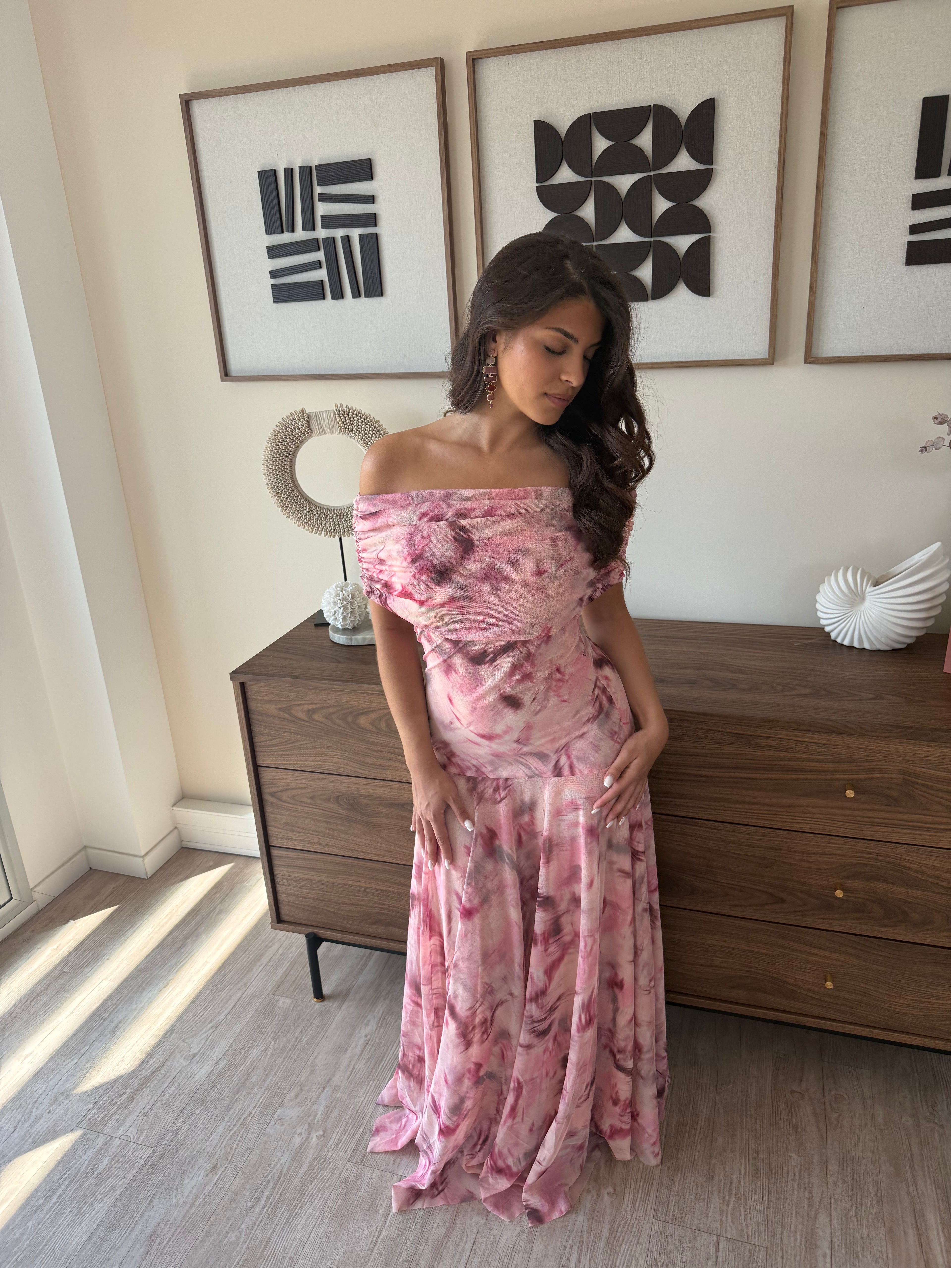 robe longue rose à imprimés bordeaux