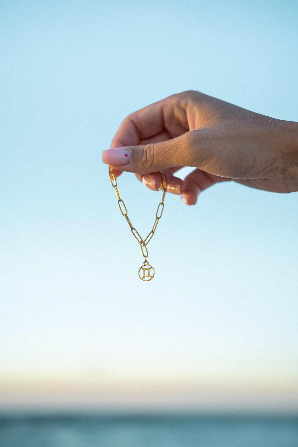 braceletsigneastrologiquetendance2023